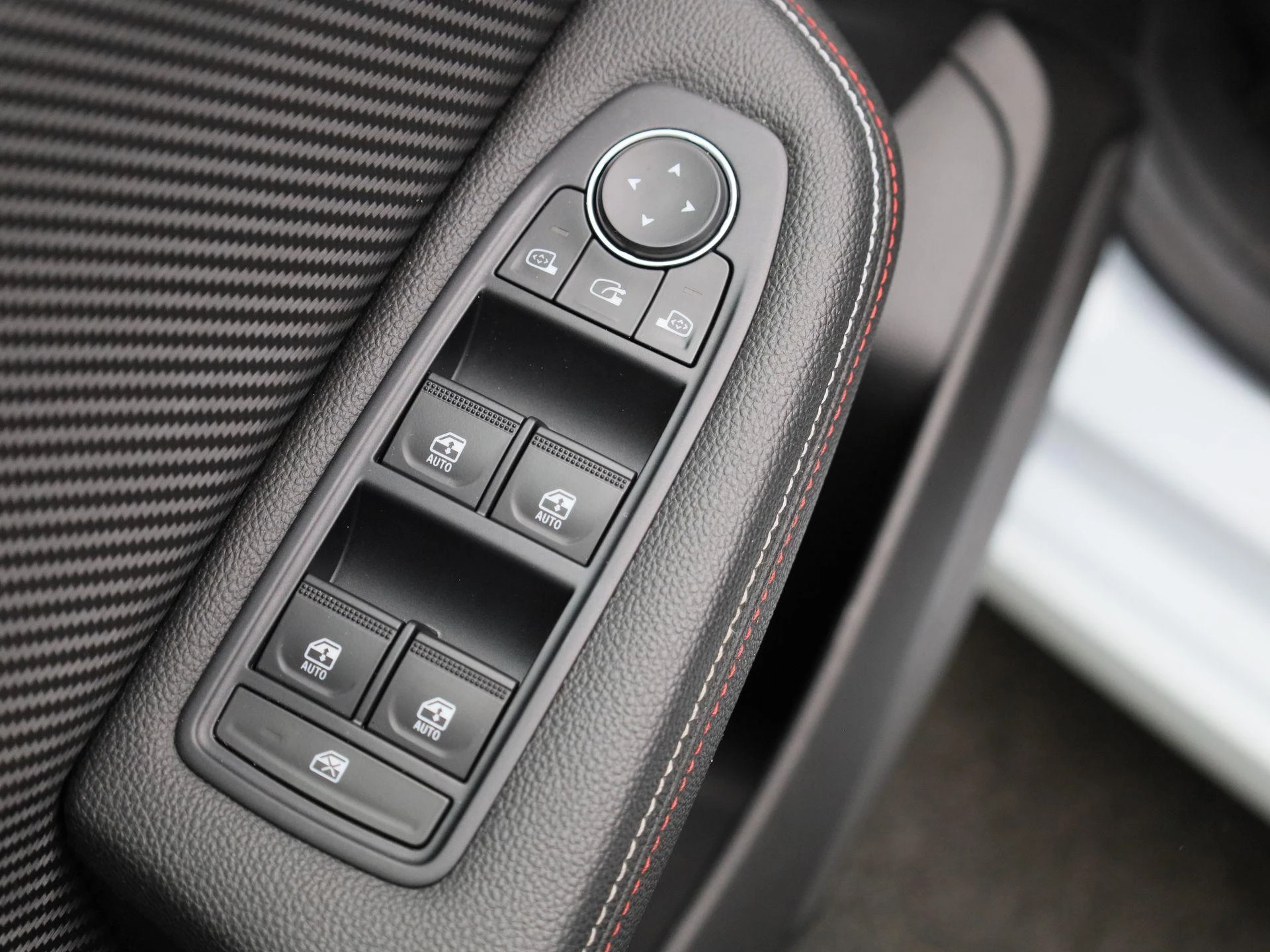Renault-Clio-image-32