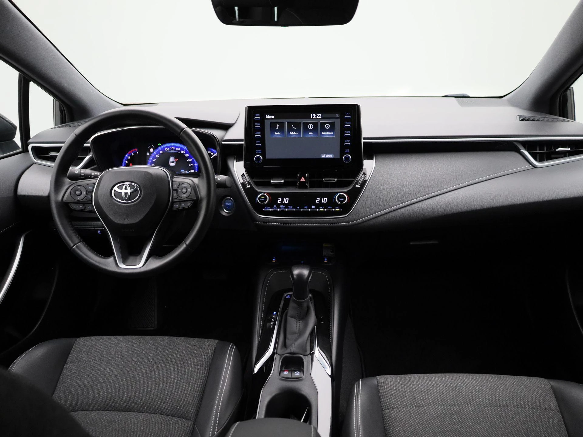 Toyota-Corolla Touring Sports-image-31