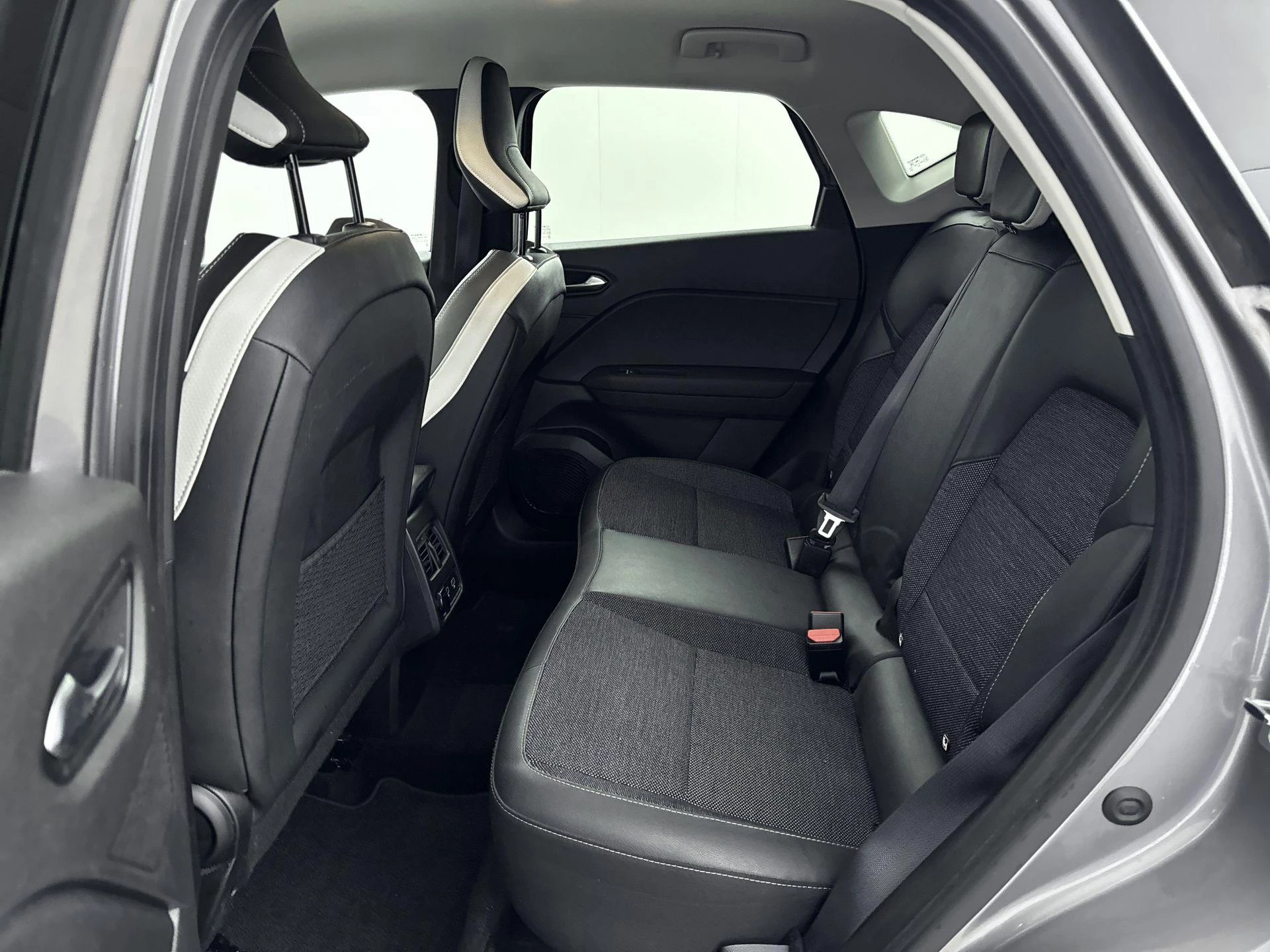 Renault-Captur-image-23