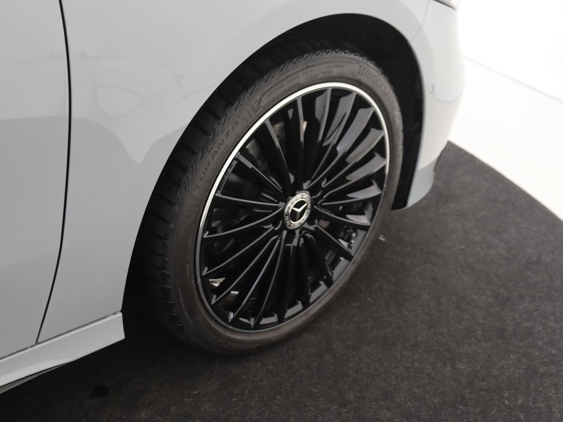 Mercedes-Benz-A-Klasse-image-30