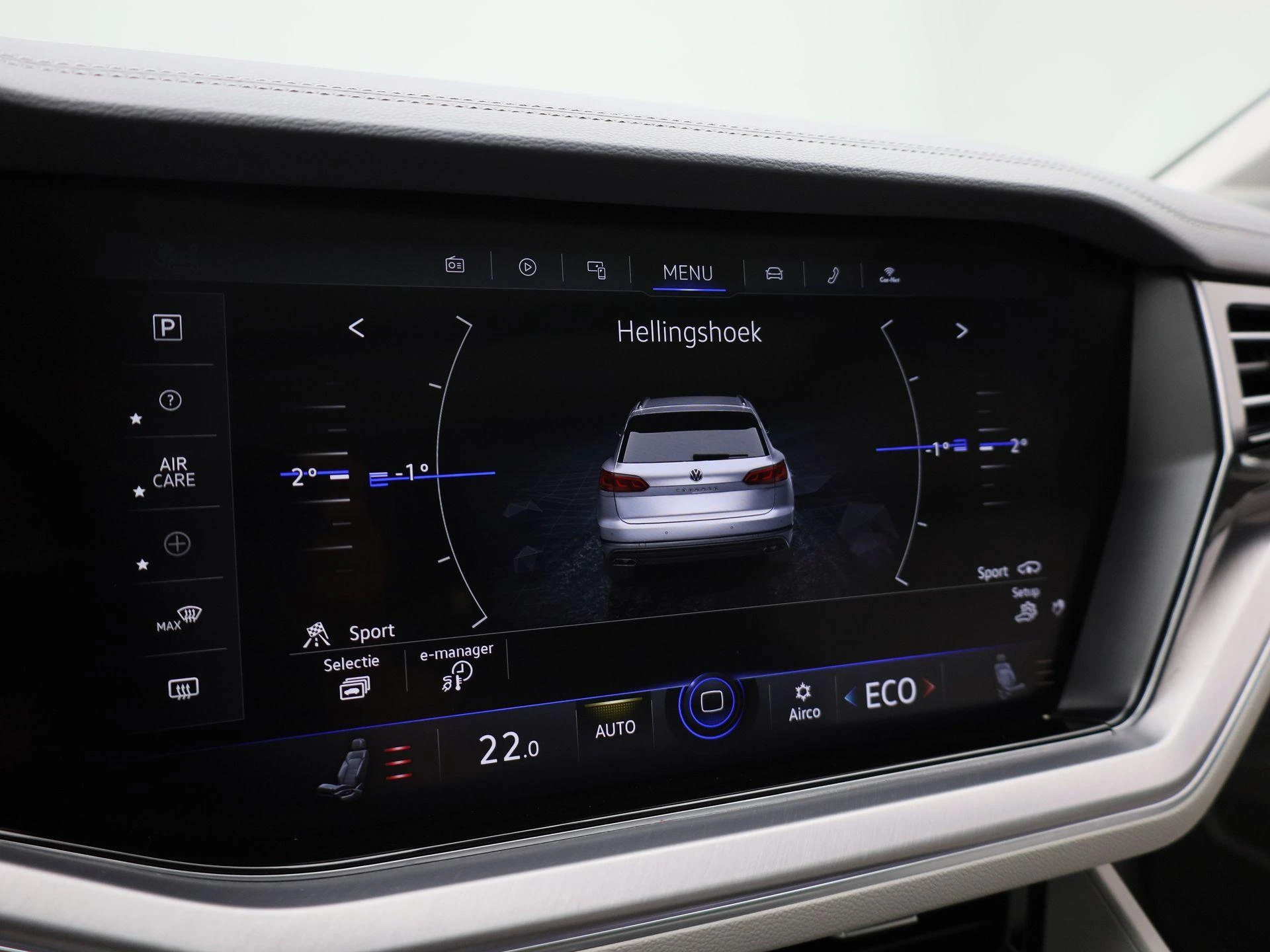 Volkswagen-Touareg-image-28