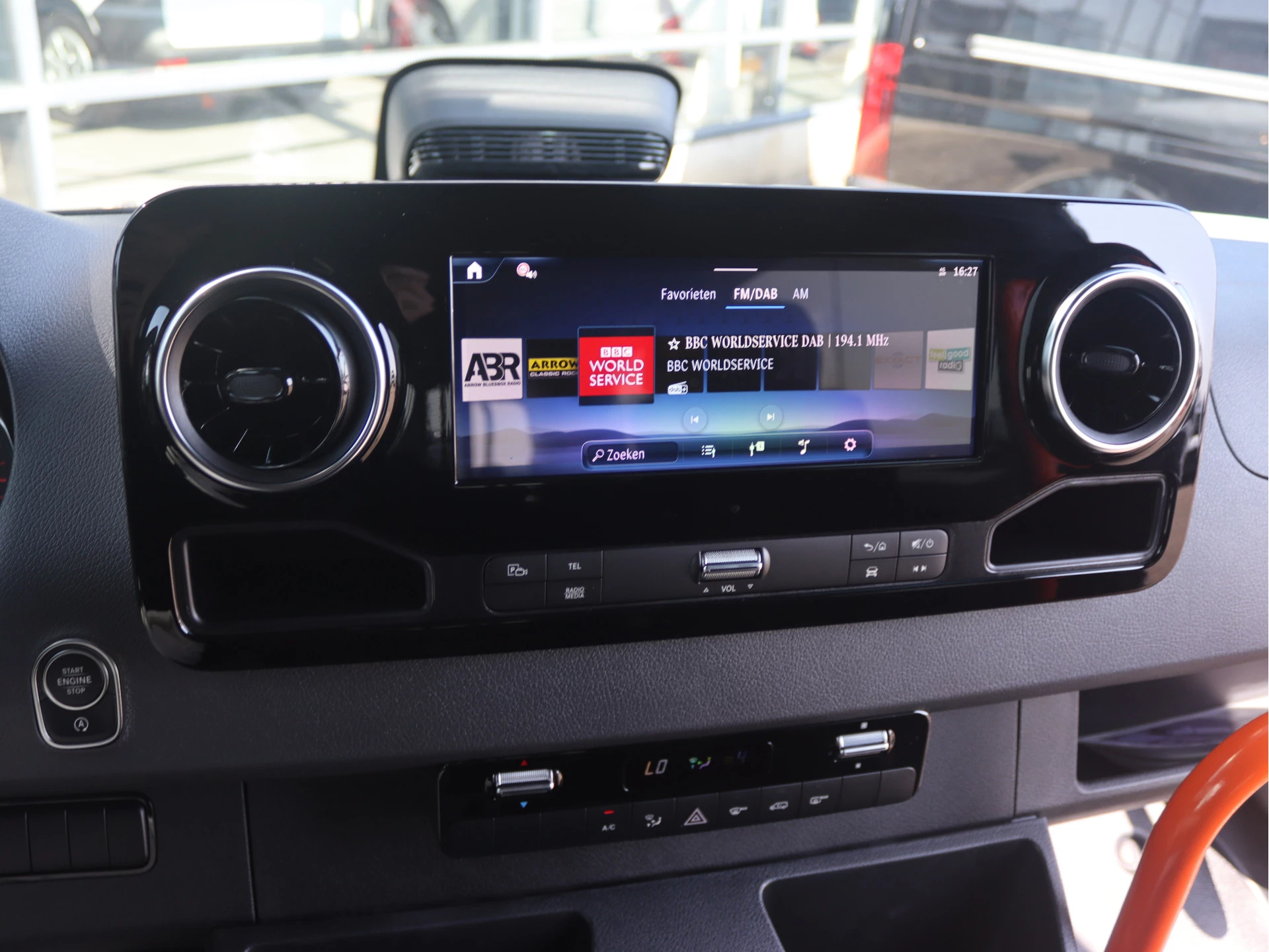 Mercedes-Benz-Sprinter-image-10