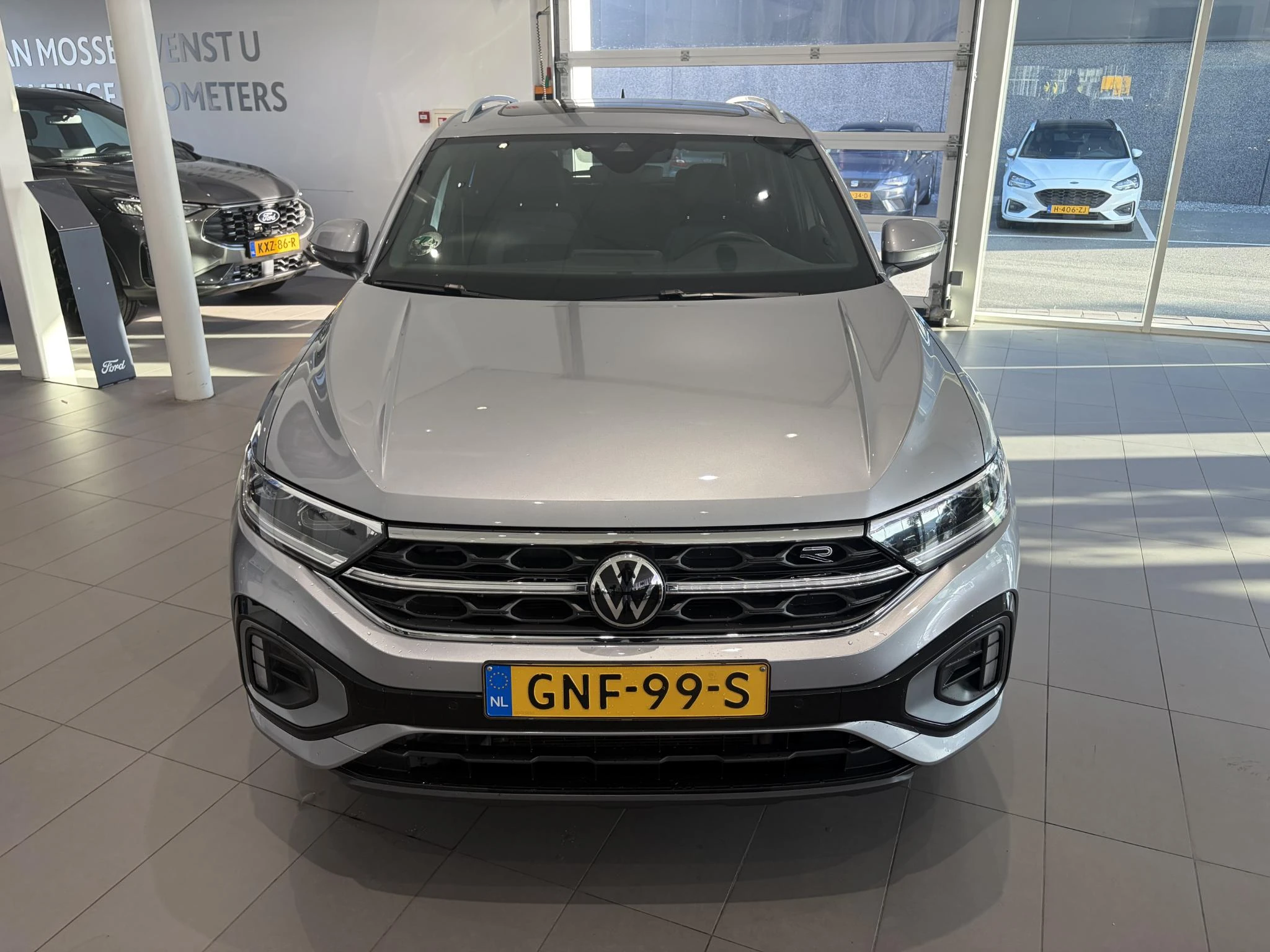 Volkswagen-T-Roc-image-7
