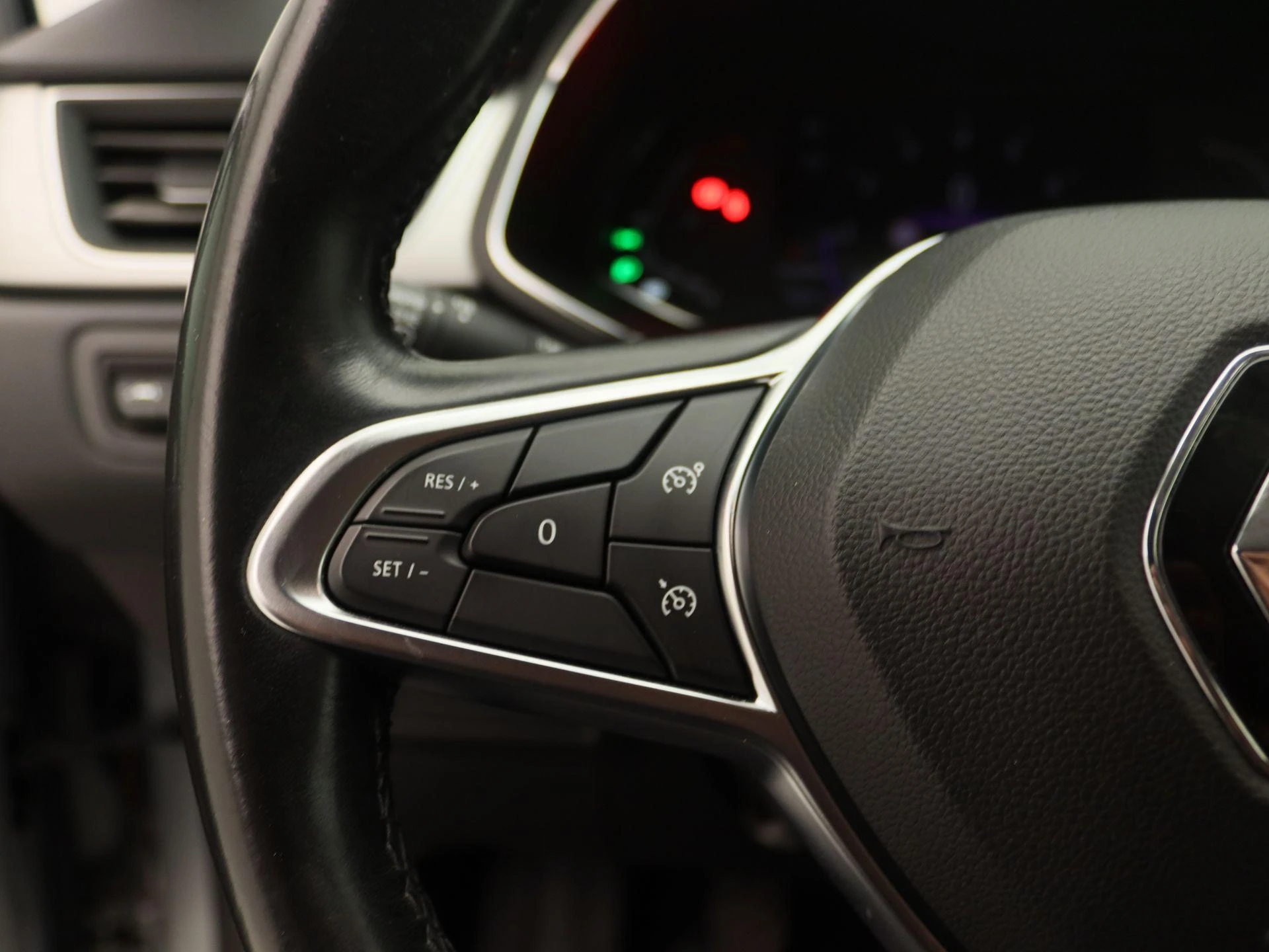 Renault-Captur-image-17