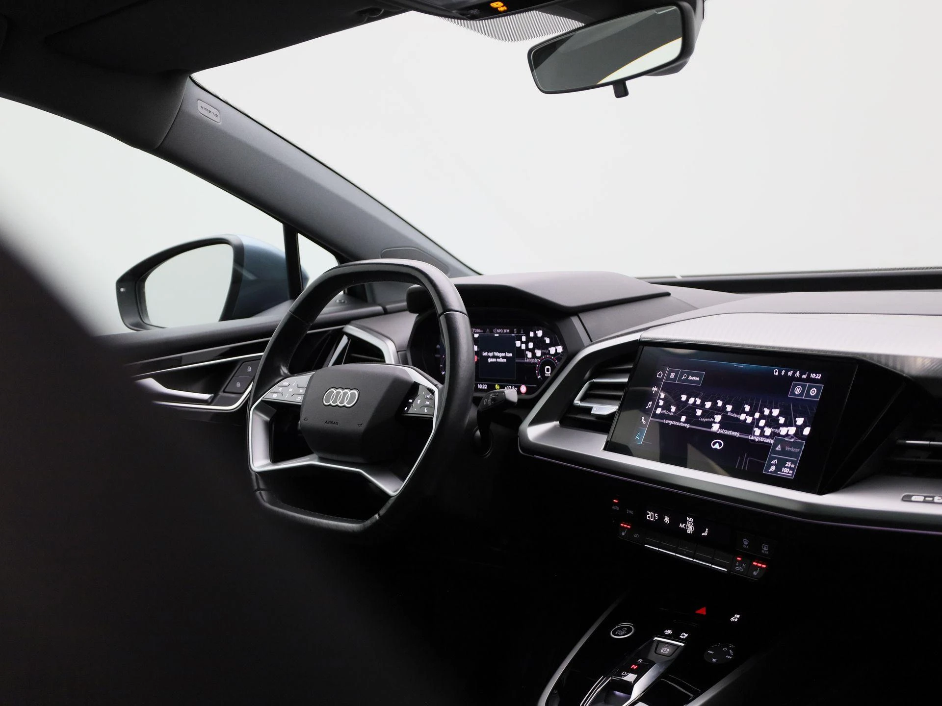 Audi-Q4 e-tron-image-43