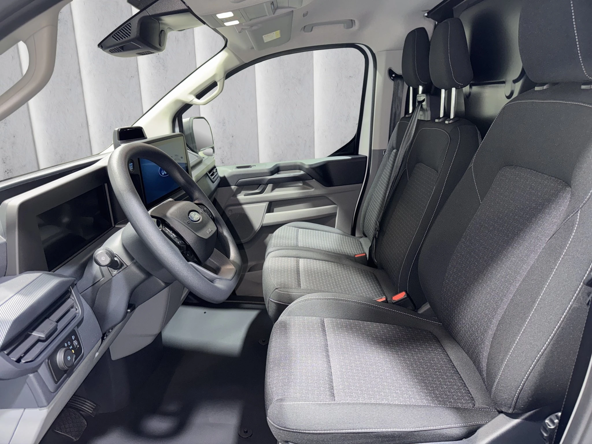 Ford Transit Custom Kastenwagen Trend 320 L1 2.0L EcoBlue. 8-Gang-Automatikgetriebe. FWD