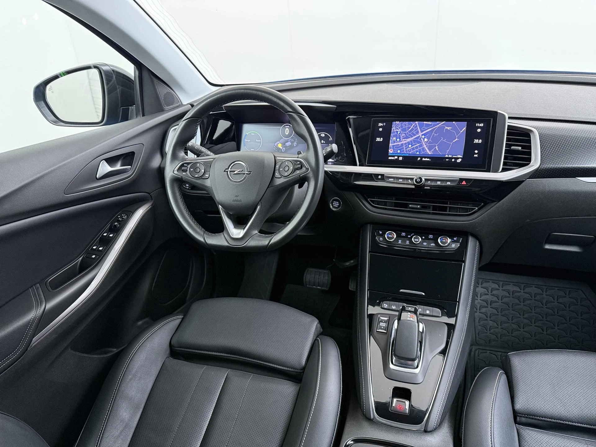 Opel-Grandland-image-20