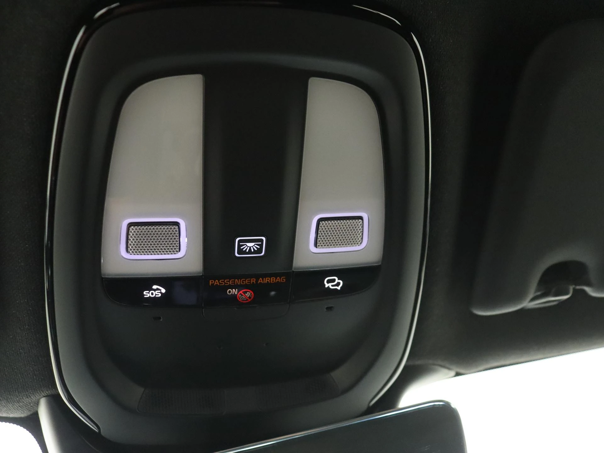 Volvo-XC40-image-20