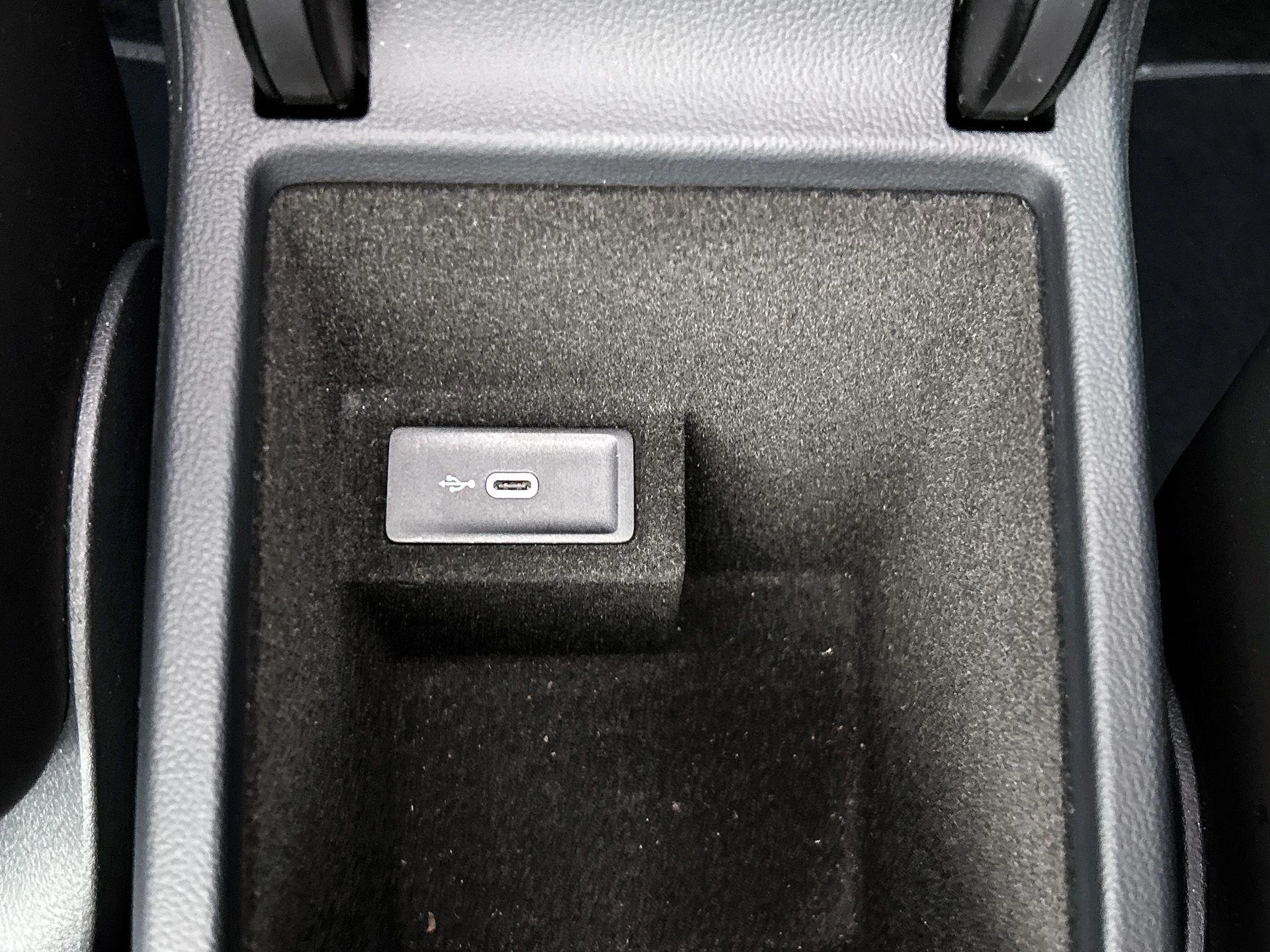 Volkswagen-Passat-image-52