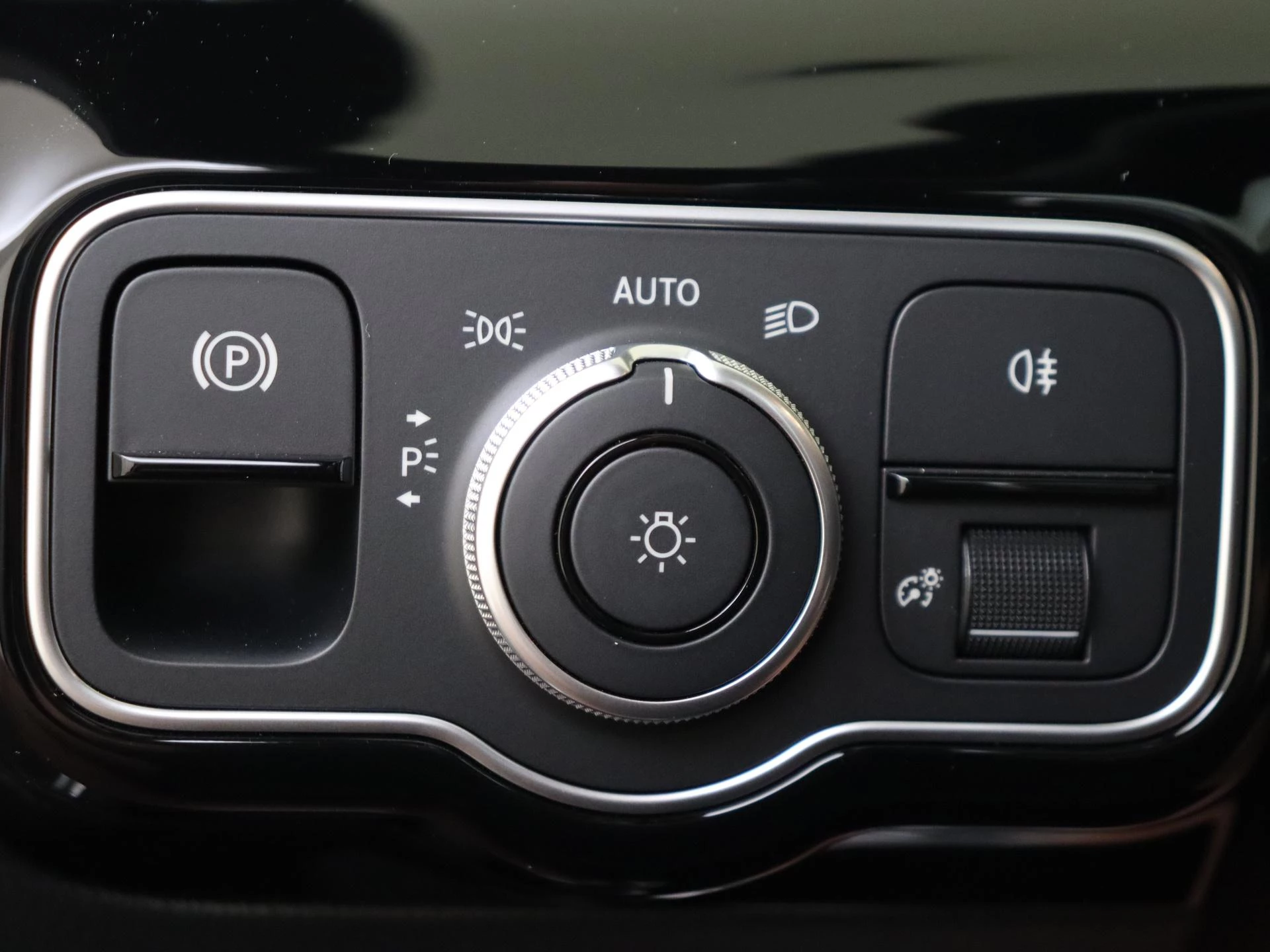 Mercedes-Benz-A-Klasse-image-24