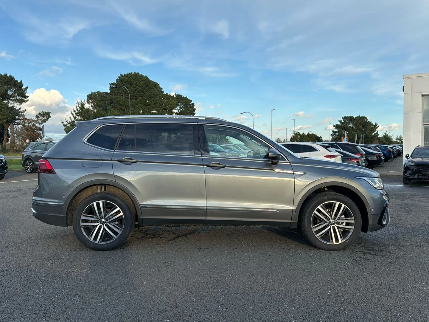 Volkswagen Tiguan Allspace 2.0 TSI 4Motion Elegance 5dr DSG