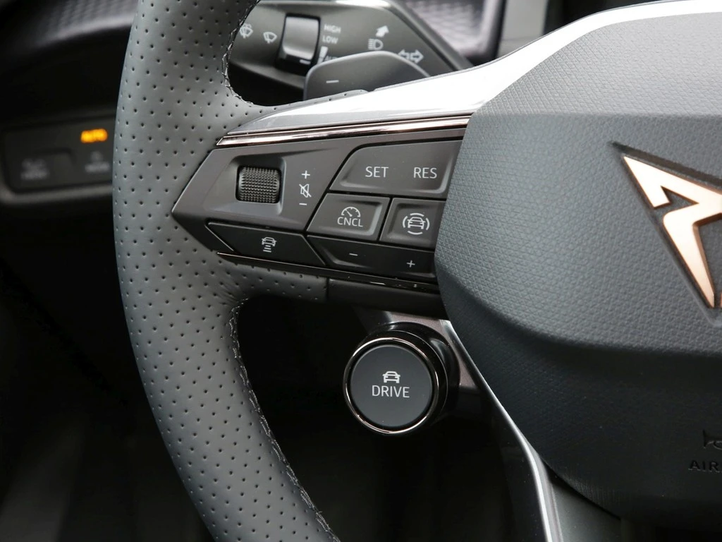 CUPRA-Tavascan-image-15