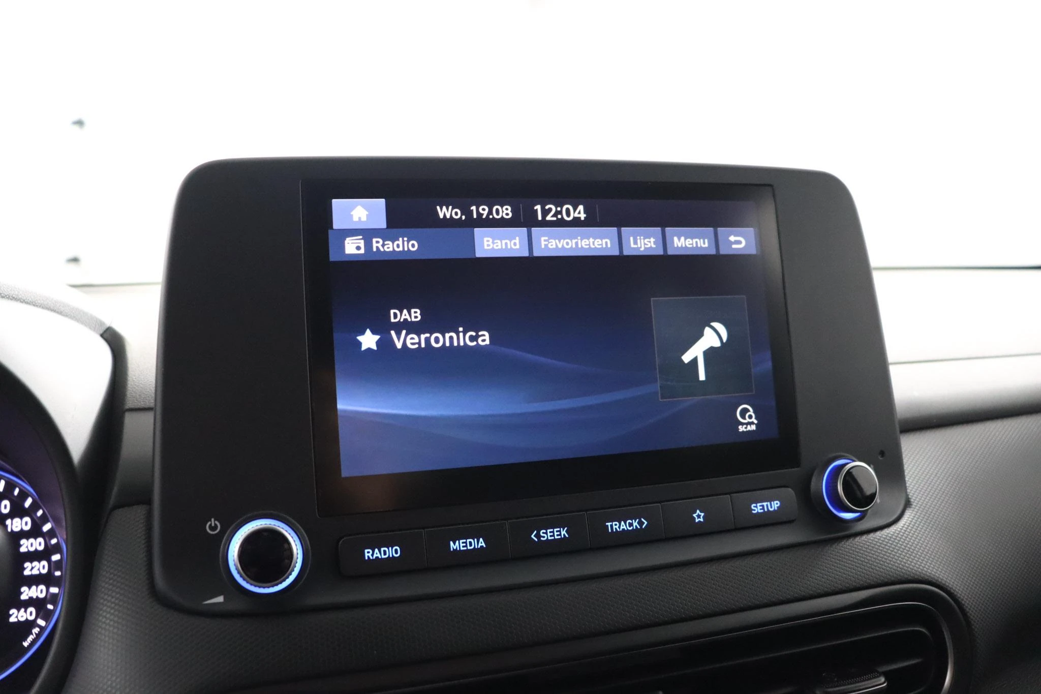 Hyundai-Kona-image-6