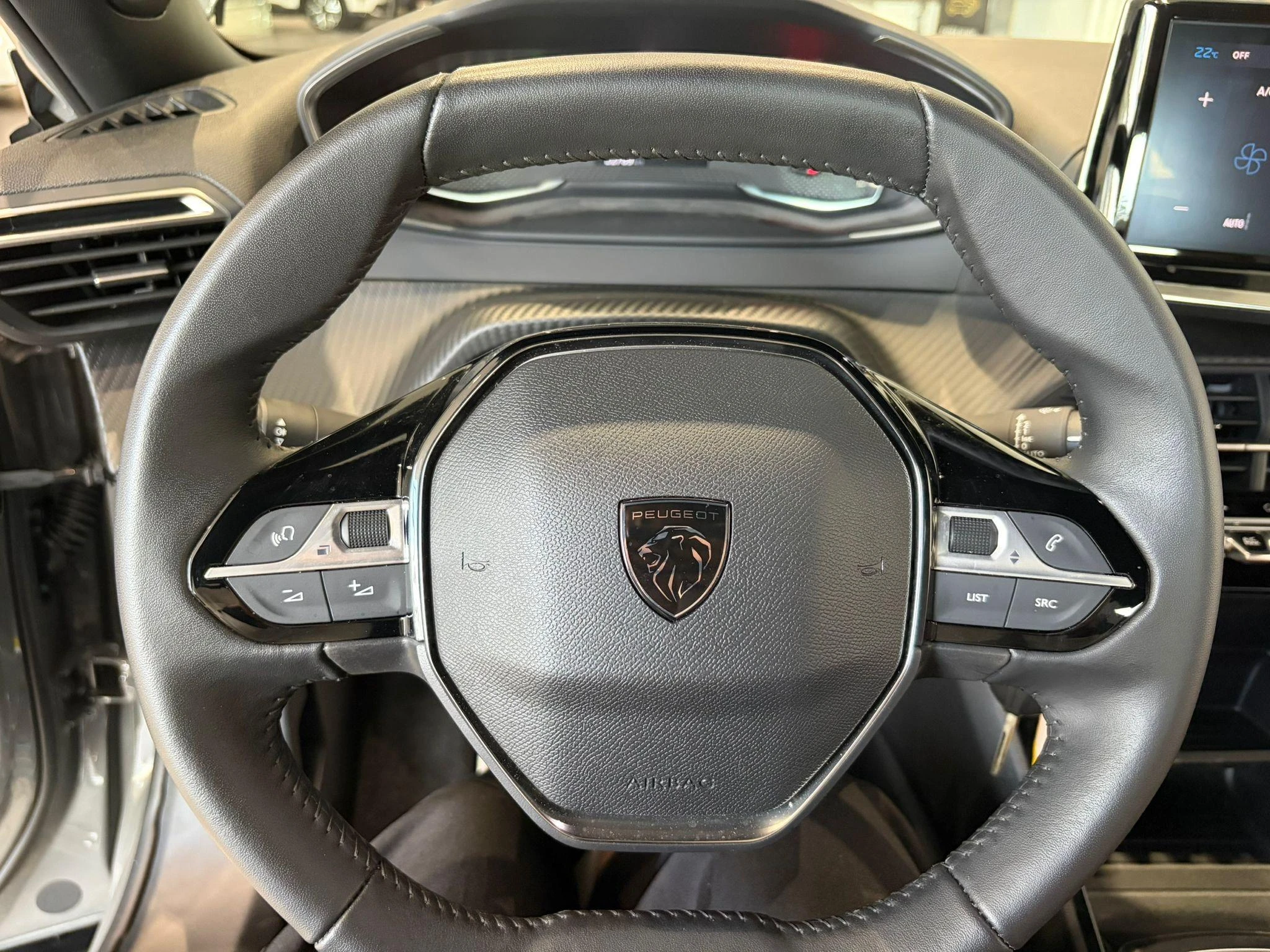 Peugeot-2008-image-12