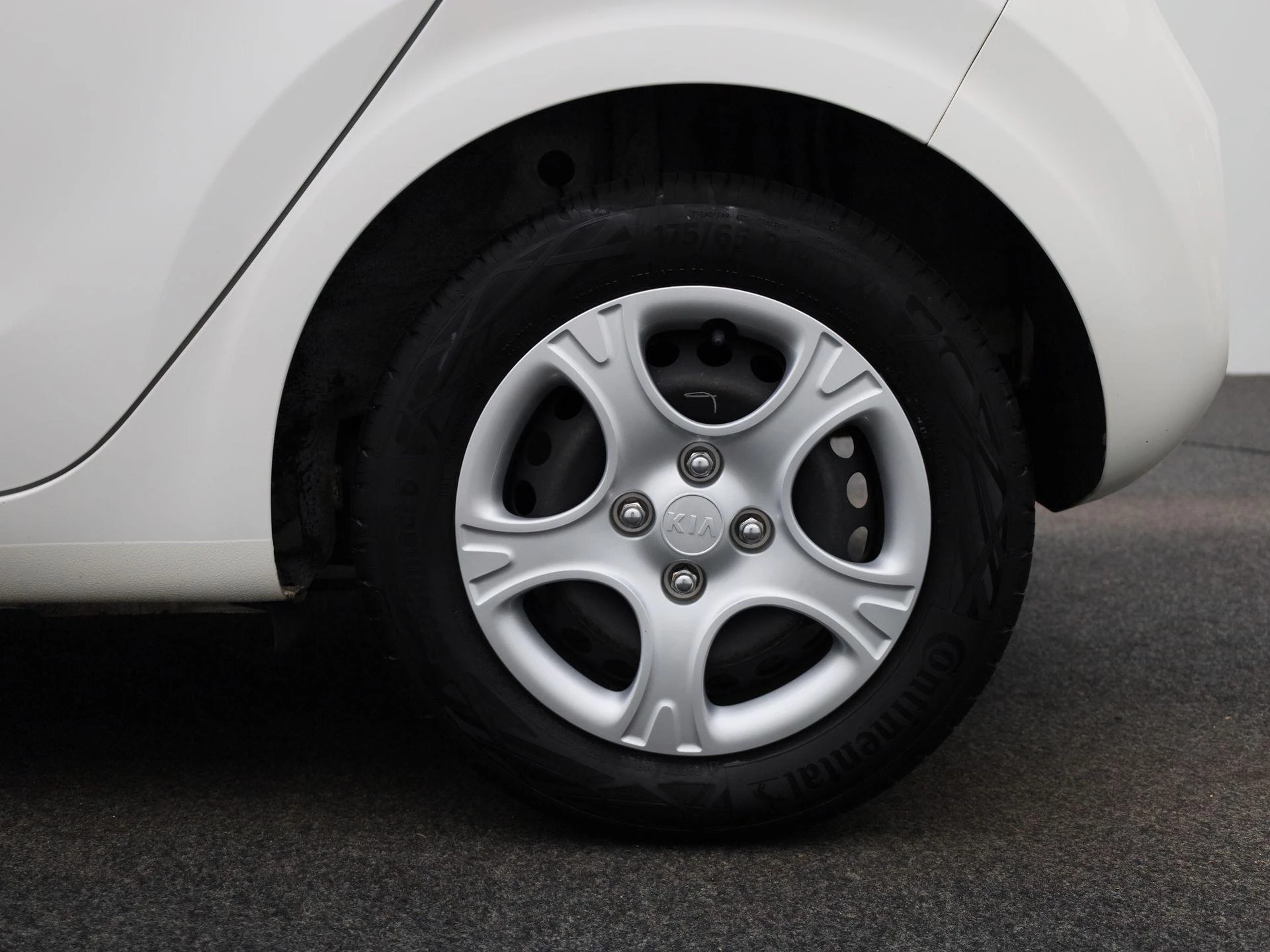 Kia-Picanto-image-12