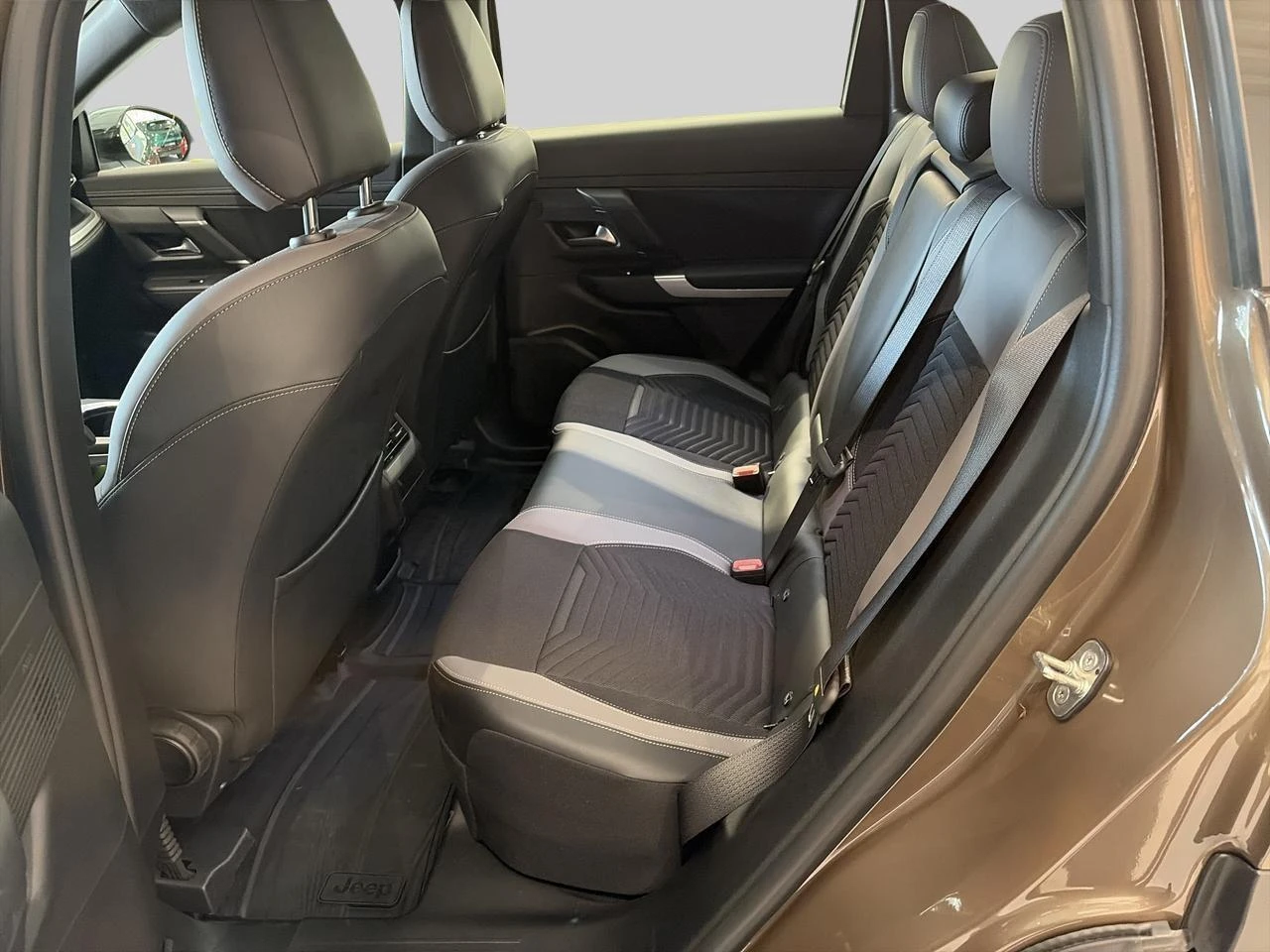 Jeep-Compass-image-15