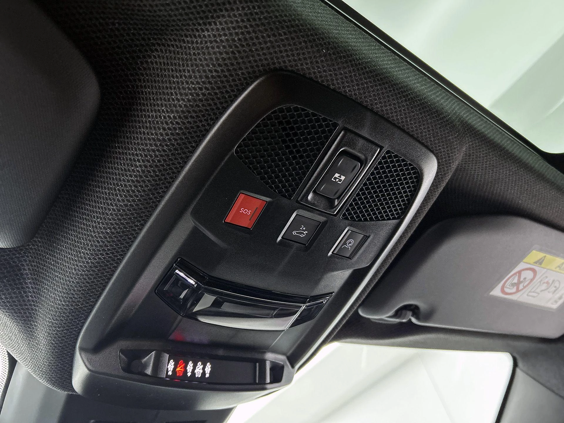 Jeep-Avenger-image-25