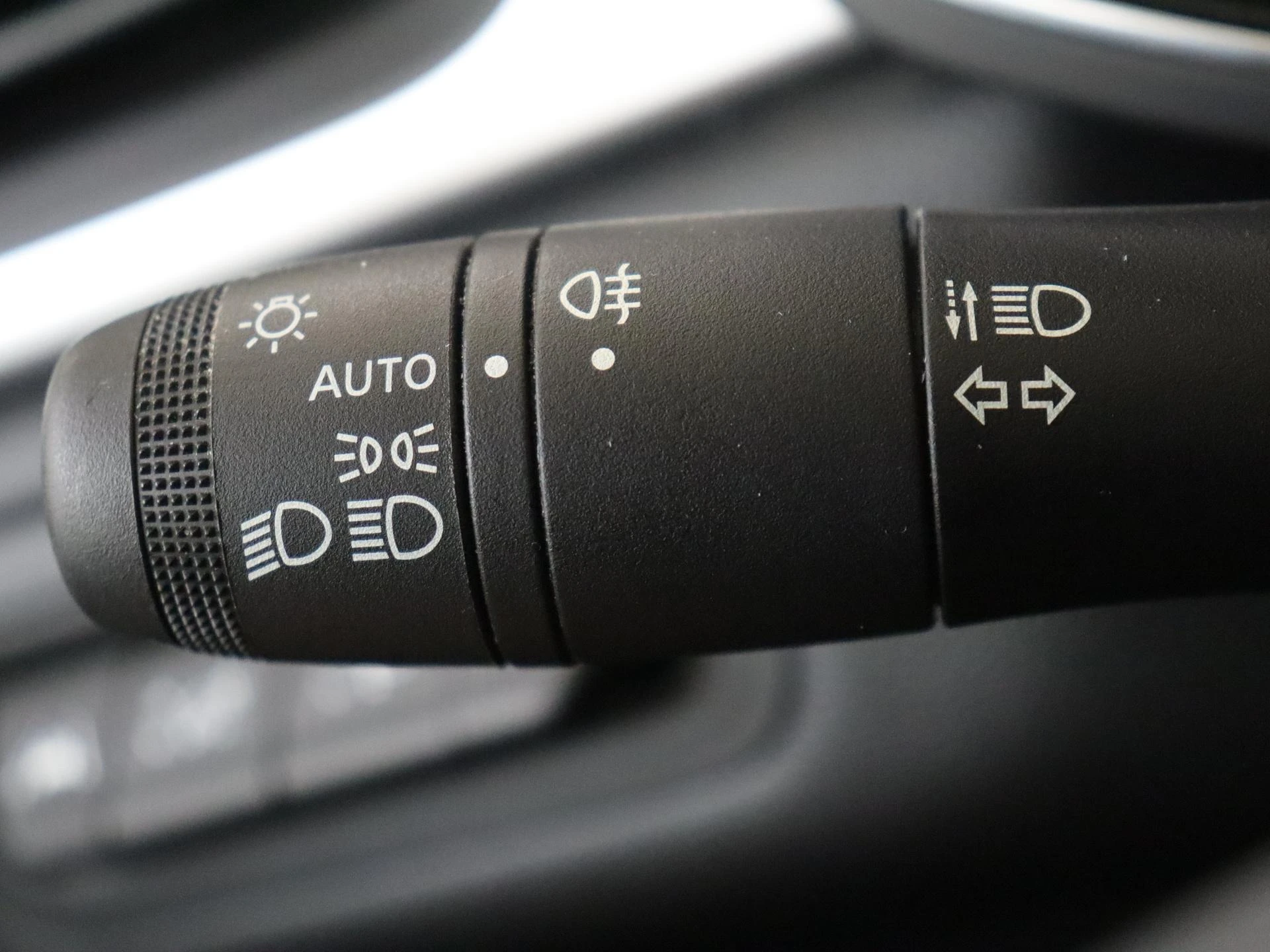 Renault-Captur-image-22
