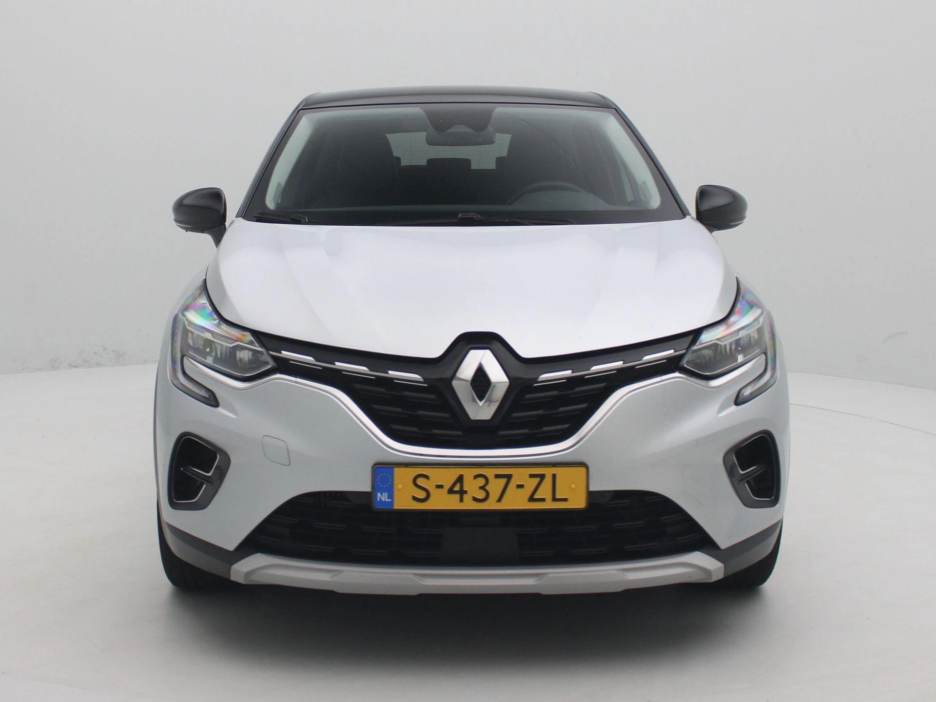 Renault-Captur-image-2