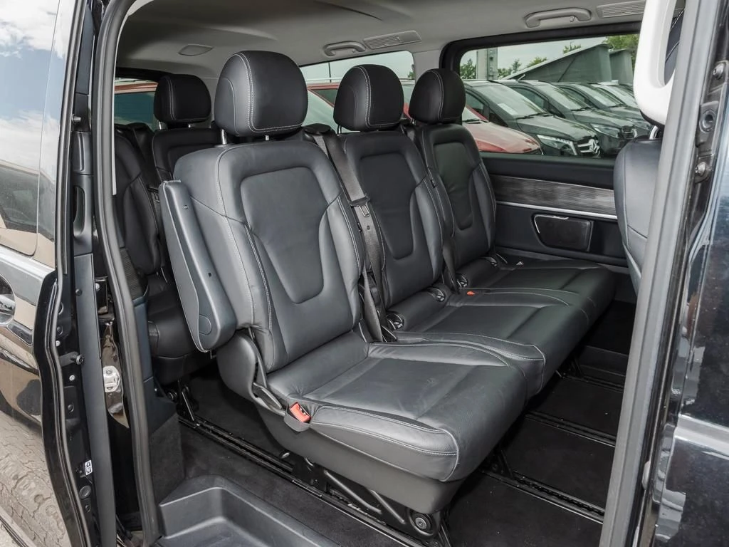 Mercedes-Benz-V-Klasse 300-image-11