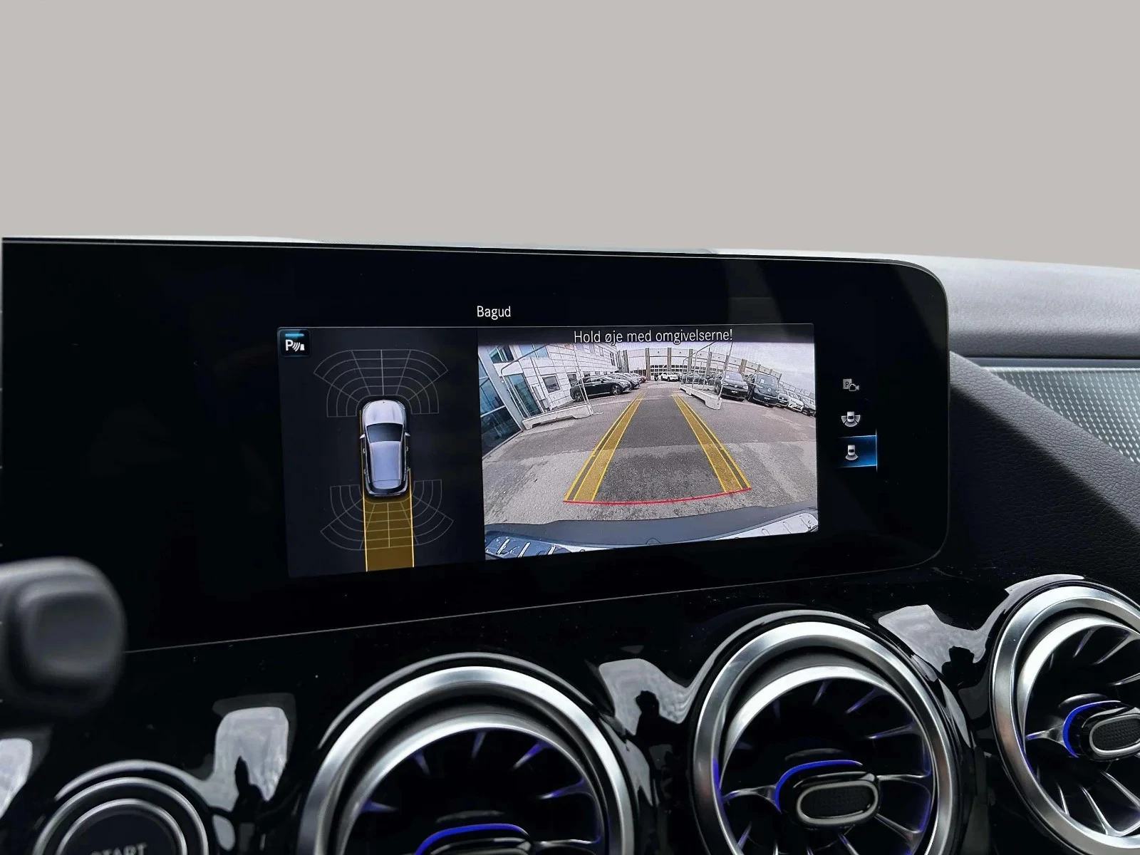 Mercedes-Benz-EQA-image-20