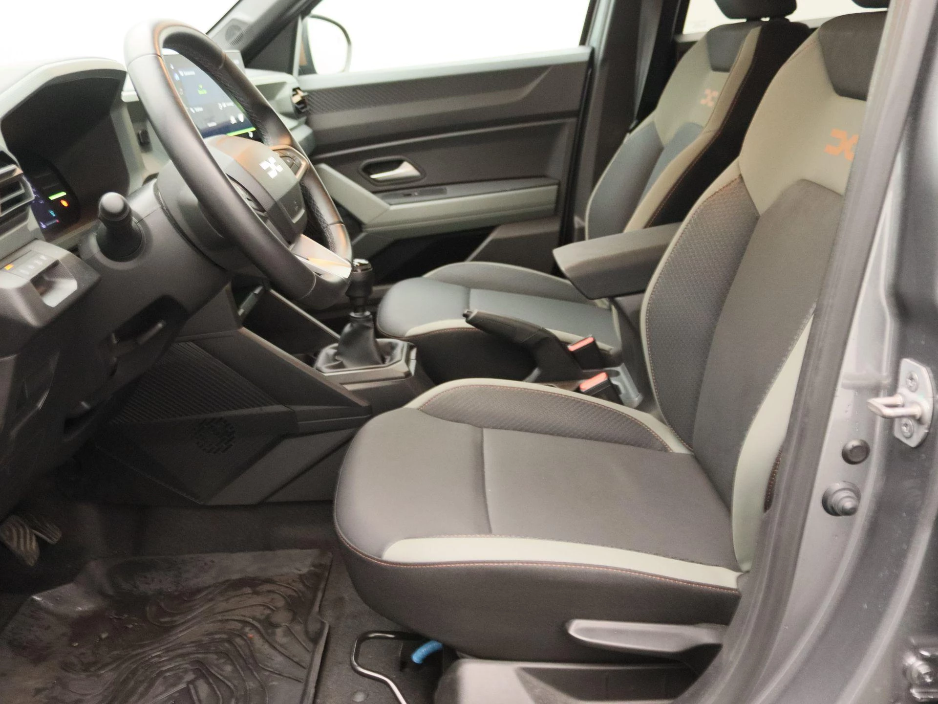 Dacia-Duster-image-11