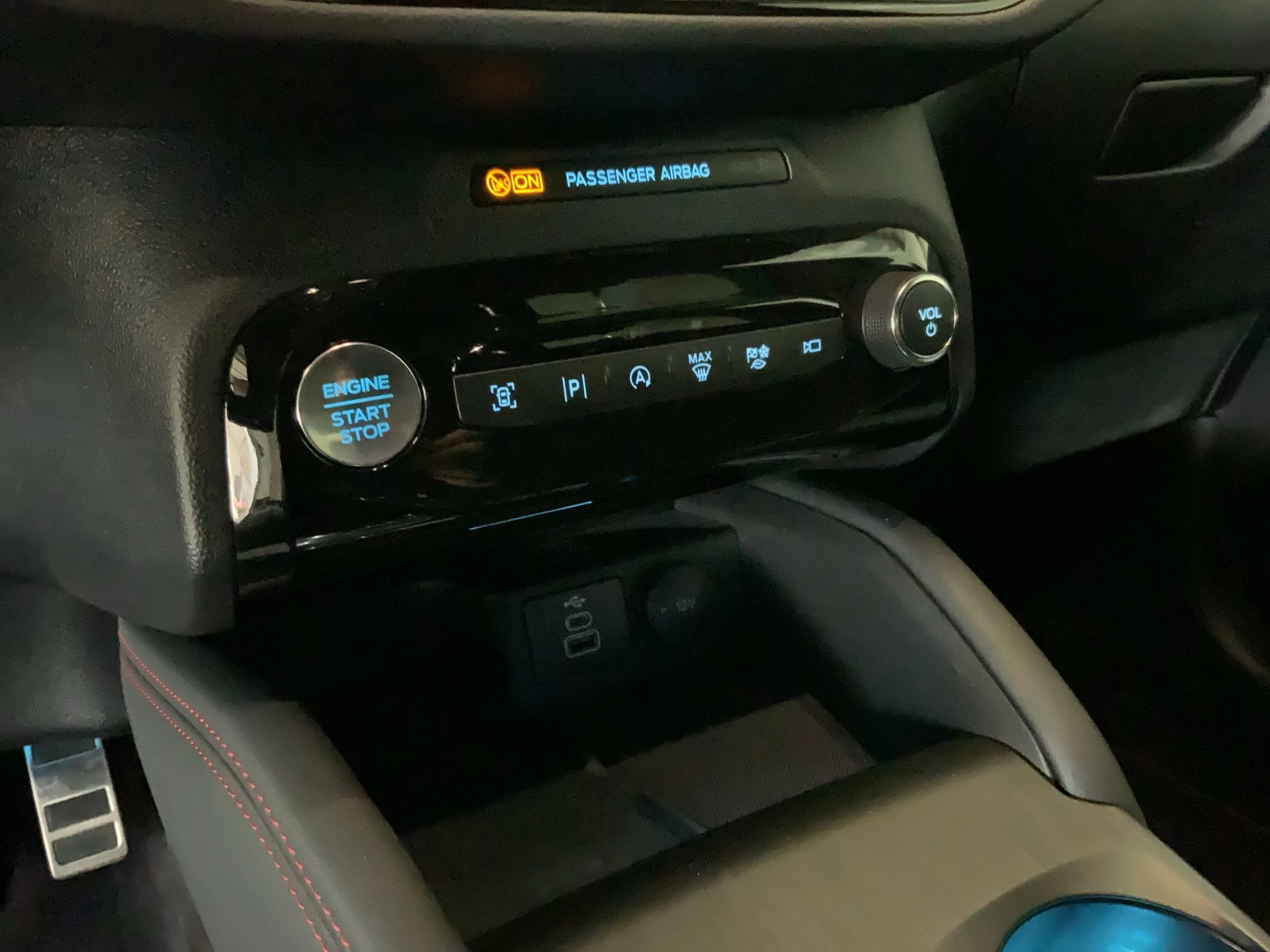 Ford Kuga ST-Line X Aut.*360GRAD*LED-MATRIX*NAVI*GRA*WINTER-PKT.