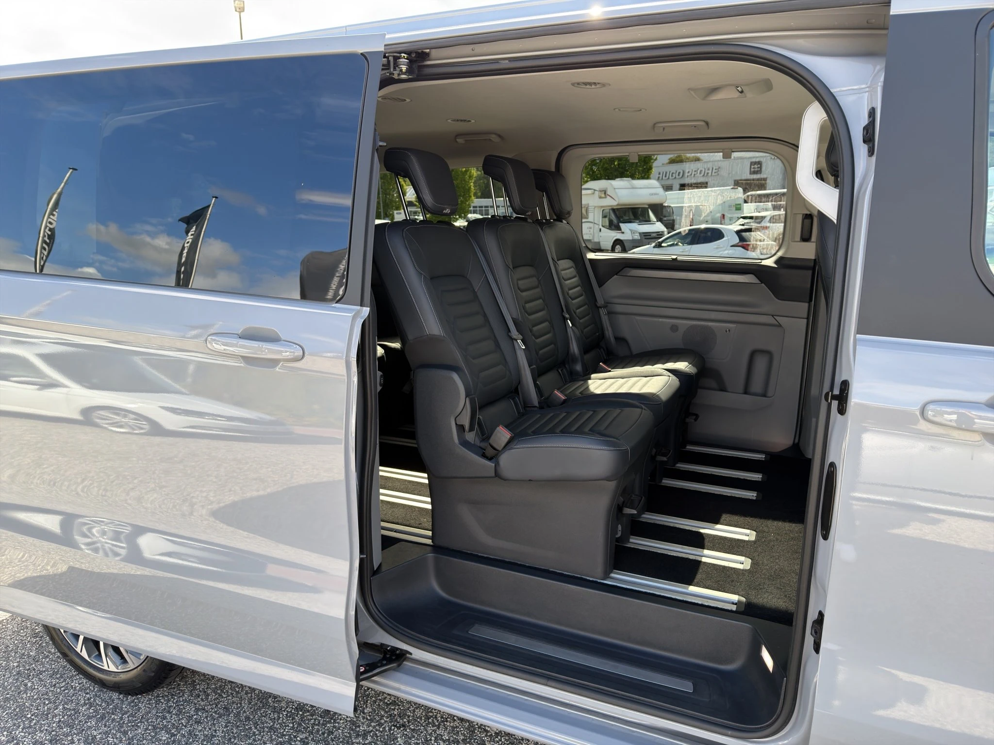 Ford-Tourneo Custom-image-20