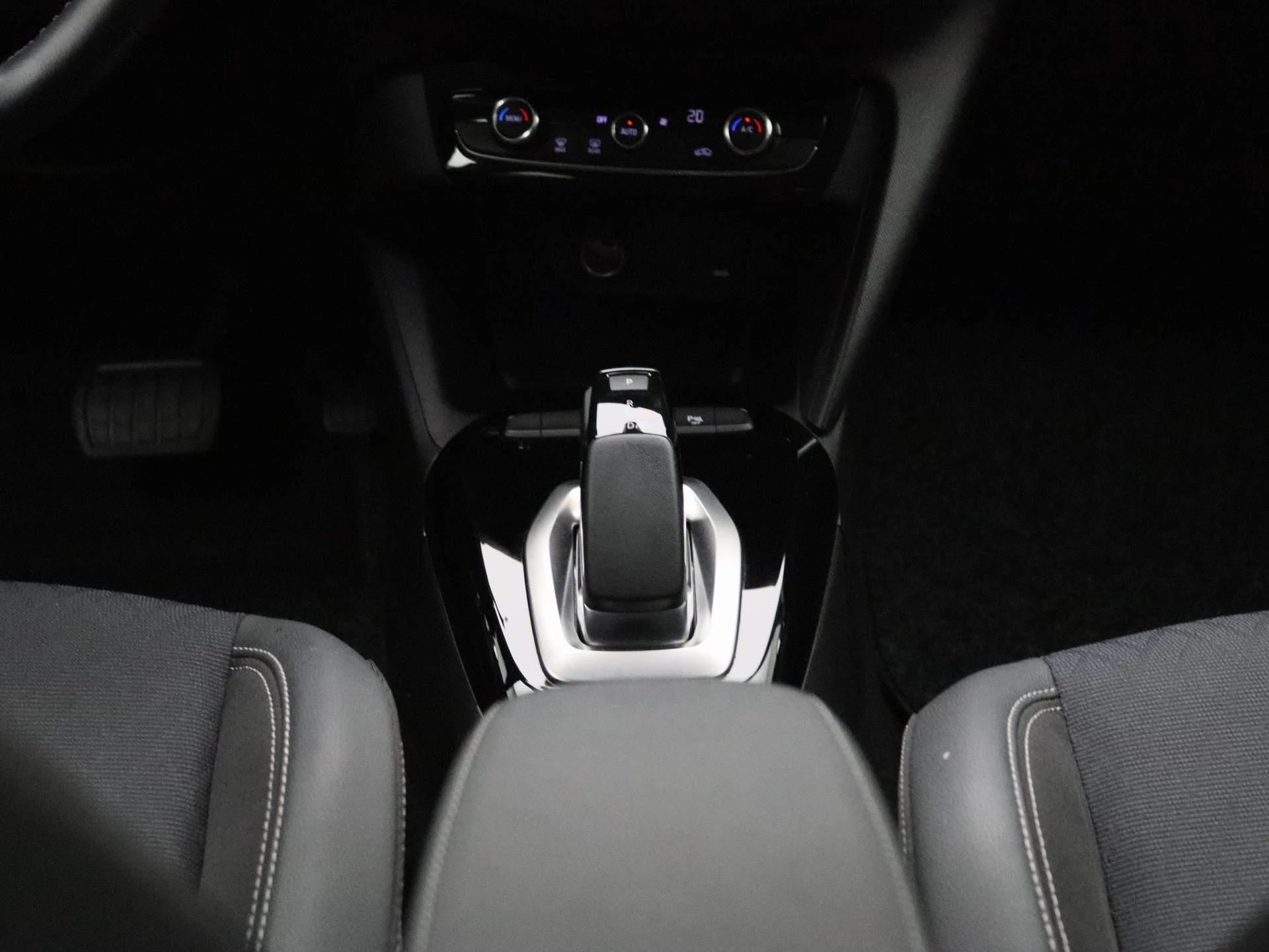 Opel-Corsa-e-image-9
