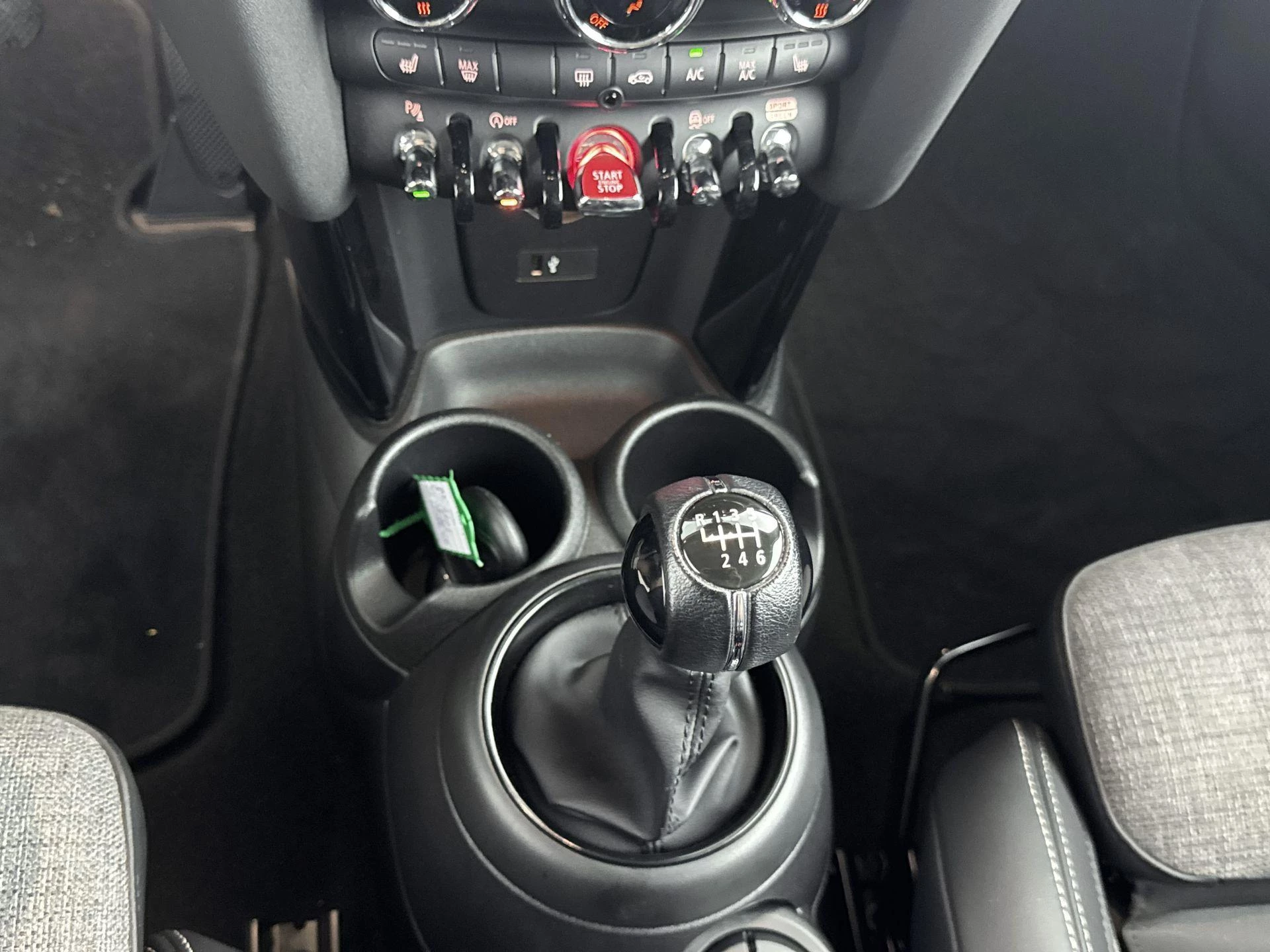 MINI 3-deurs 1.5 Cooper