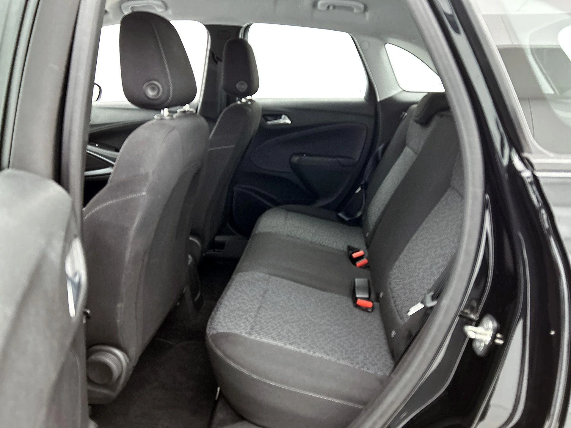 Opel-Crossland-image-25