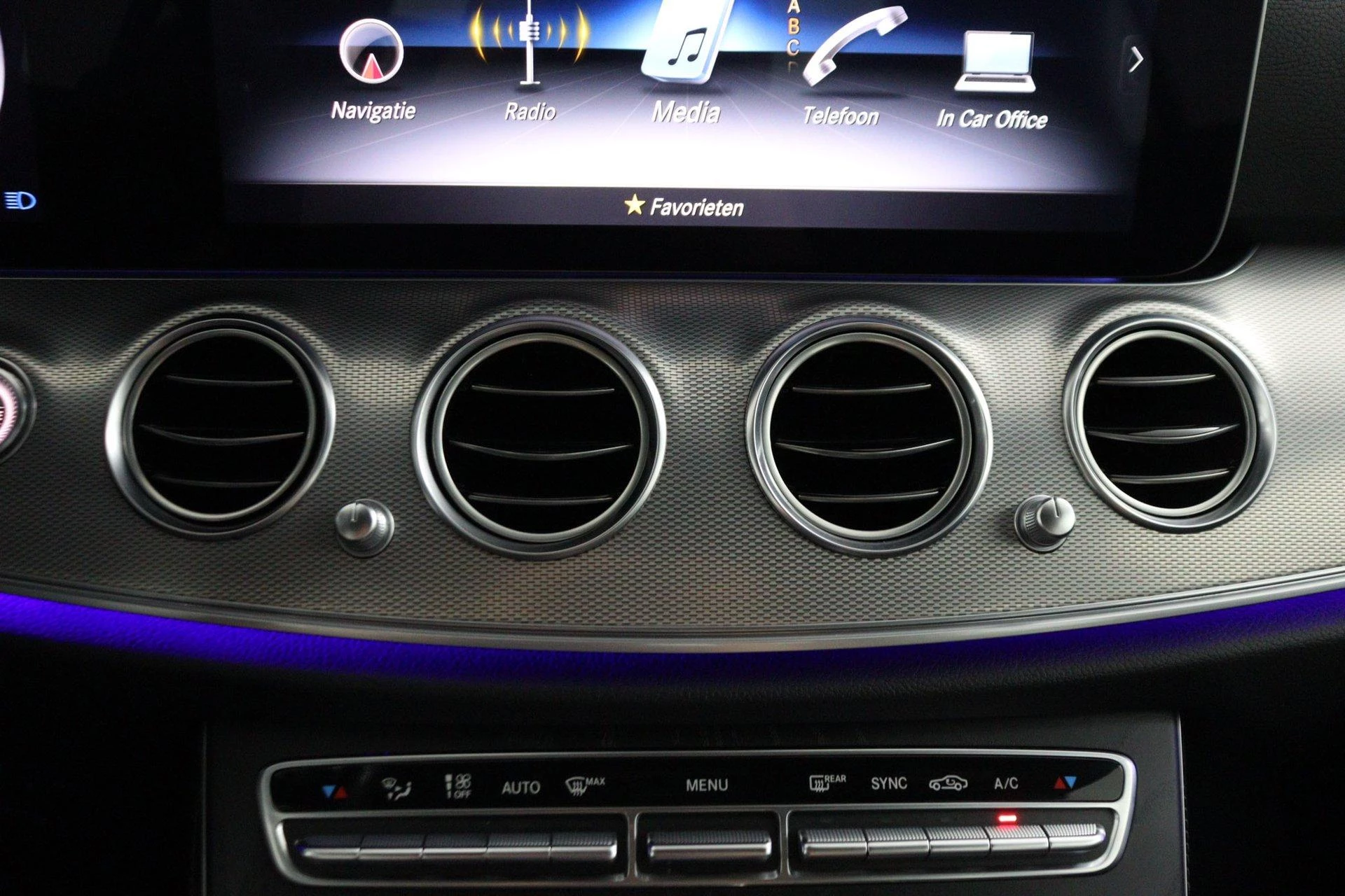 Mercedes-Benz E-Klasse 200 Business Solution Automaat |
