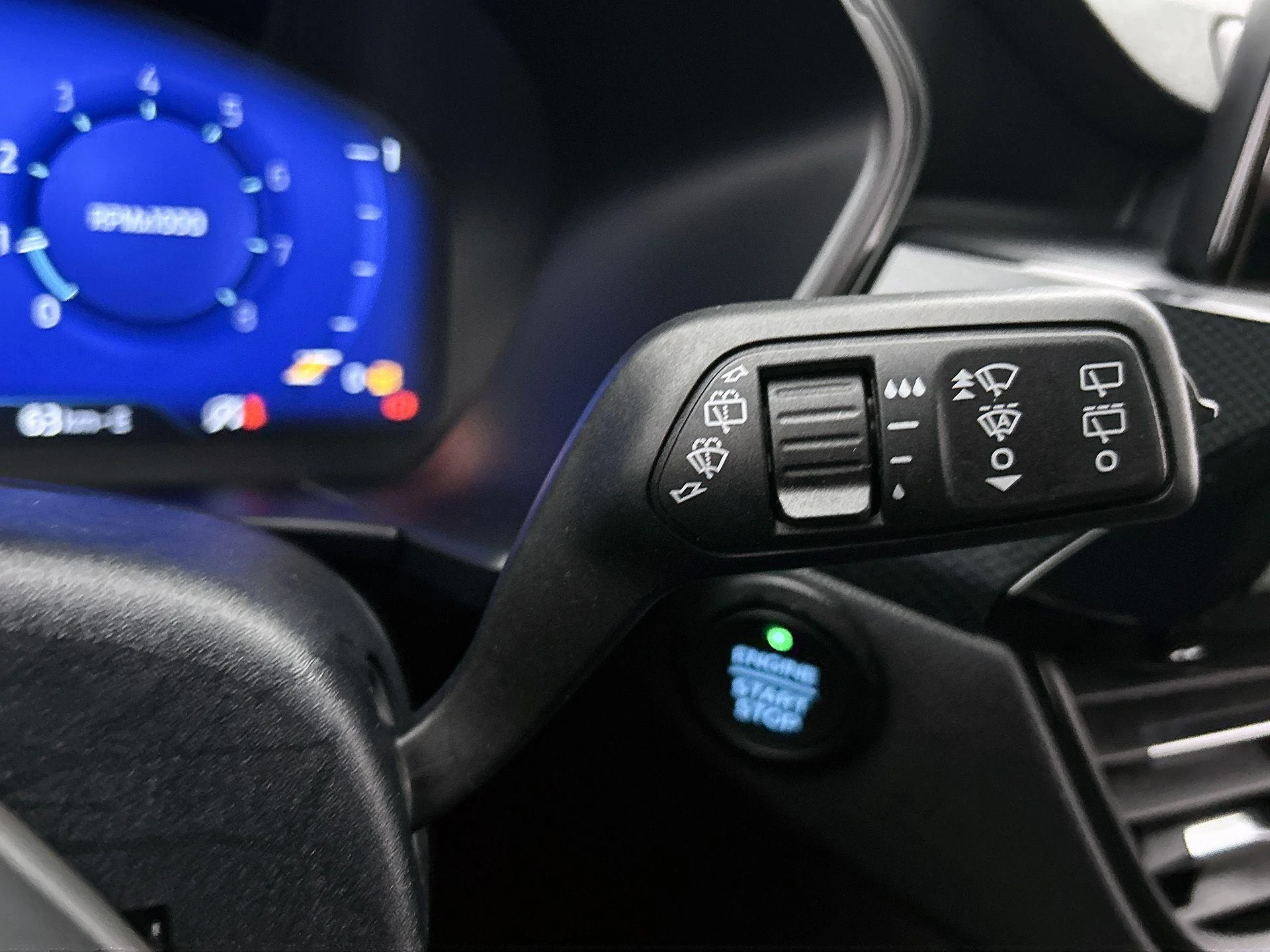 Ford-Kuga-image-9