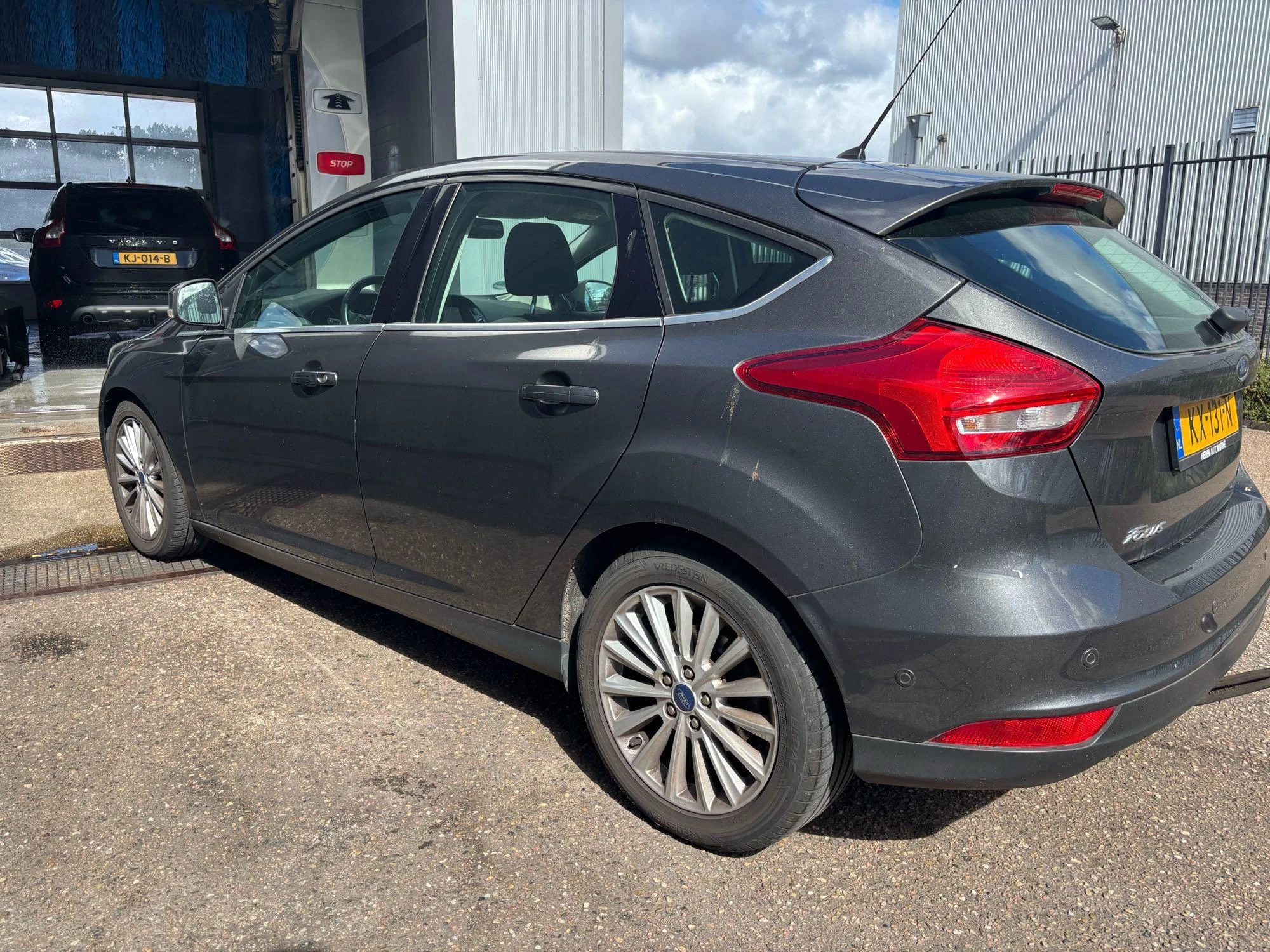 Ford-Focus-image-1