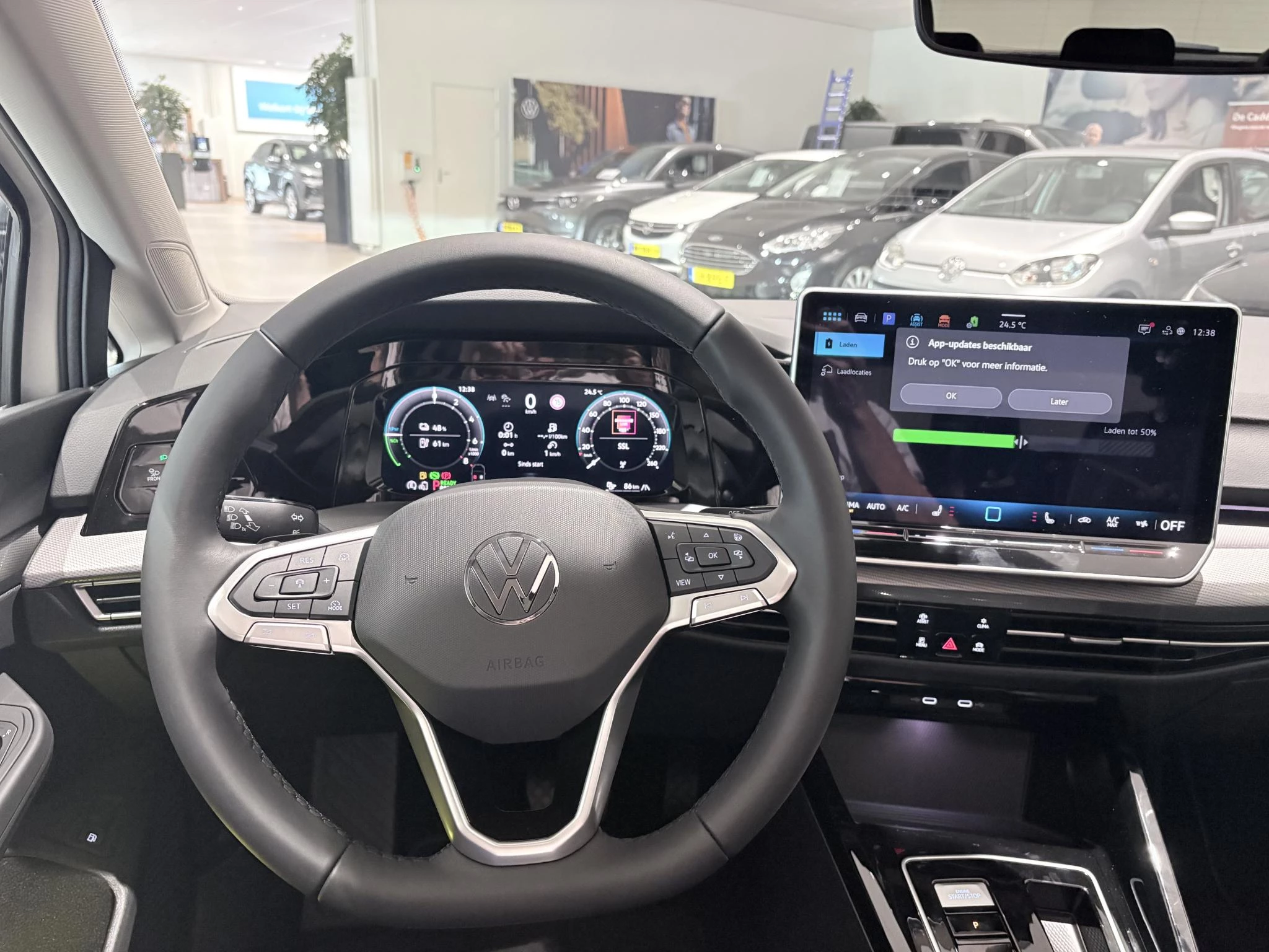 Volkswagen-Golf-image-19