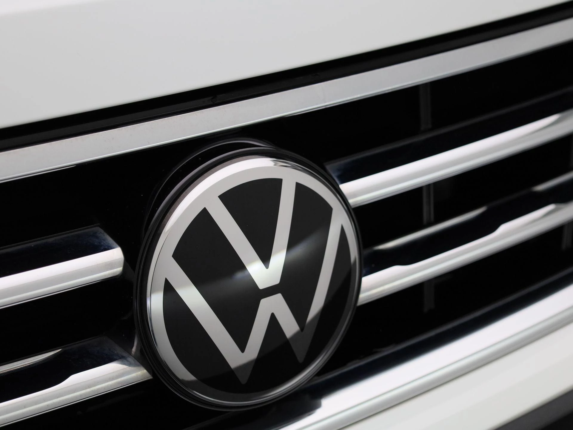 Volkswagen-Tiguan-image-47