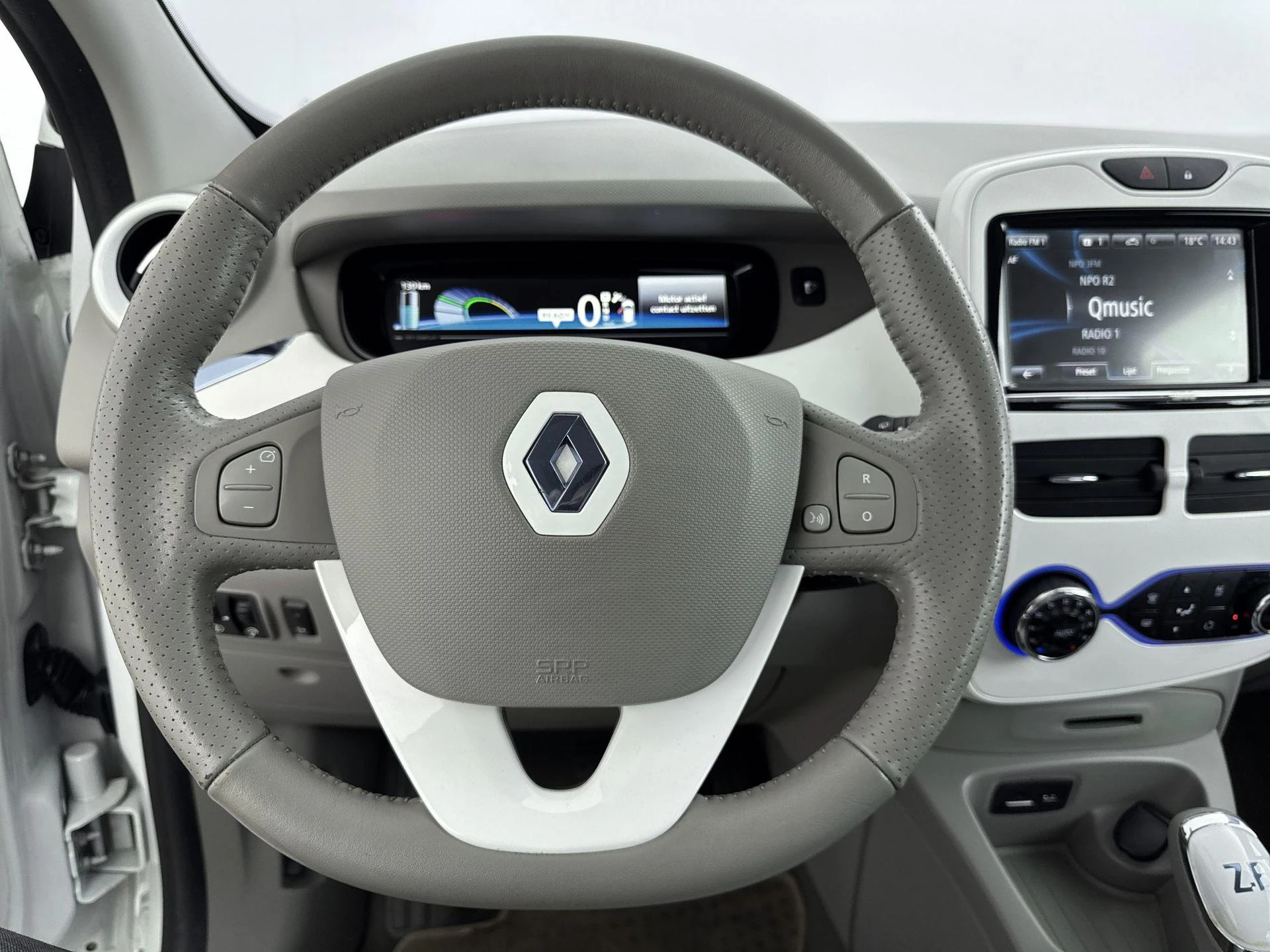 Renault-ZOE-image-12