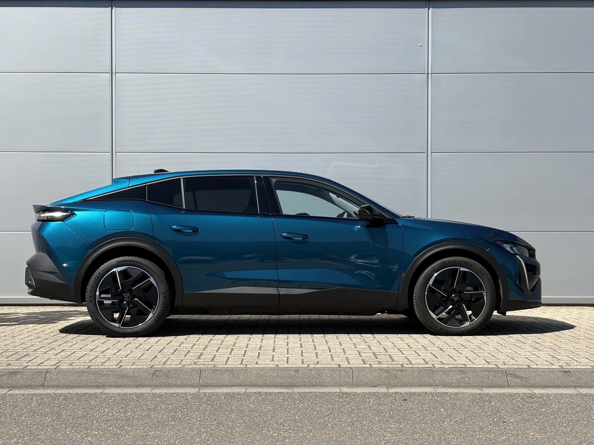 Peugeot-408-image-7