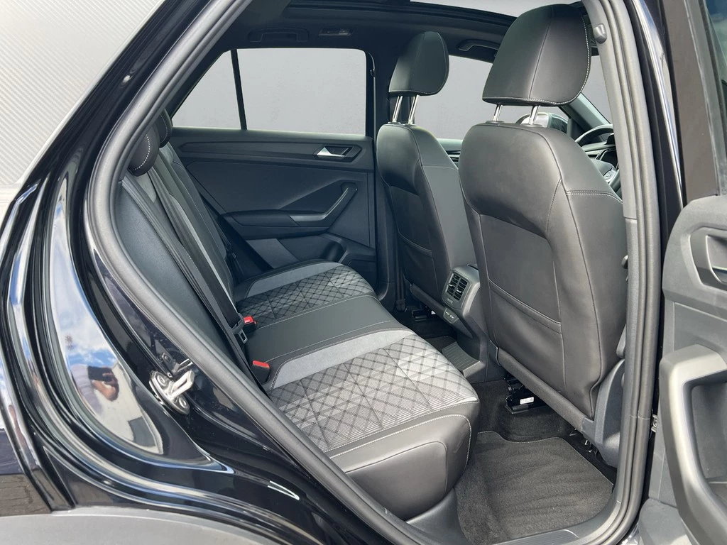 Volkswagen T-Roc 1.5 TSI R-Line *Pano*
