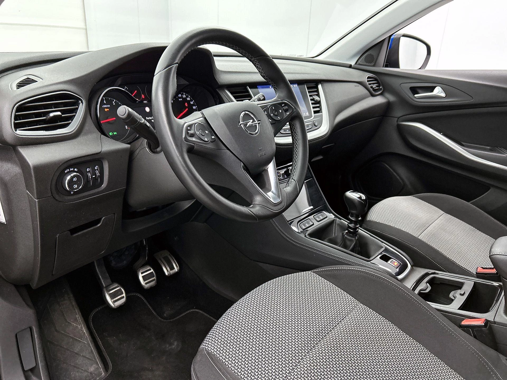 Opel Grandland X 1.2 Turbo Online Edition