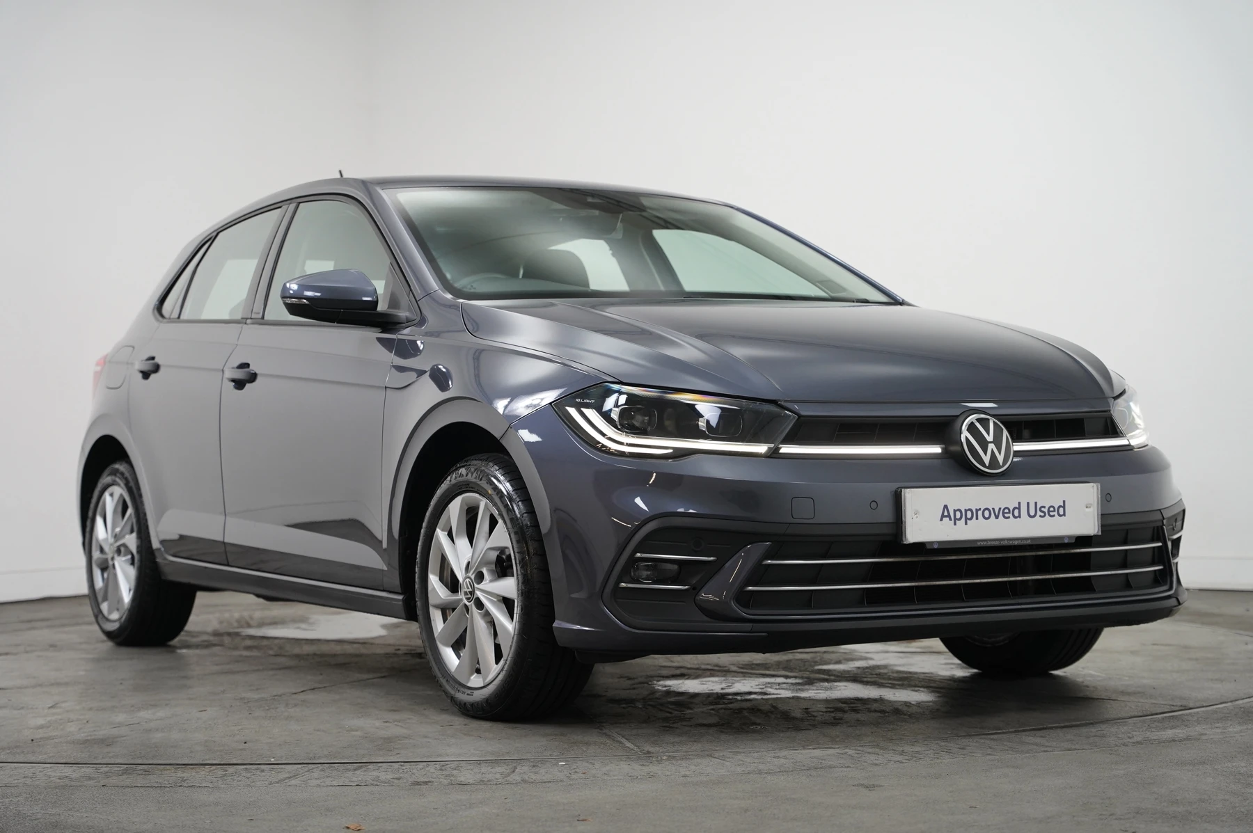 Volkswagen-Polo-image-0