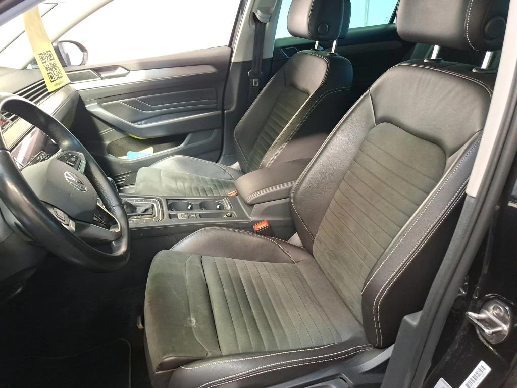 Volkswagen Passat Variant 2.0 TDI DSG Elegance AHK, RFK, IQ.Light, Navi., ACC, 17"Alu.,