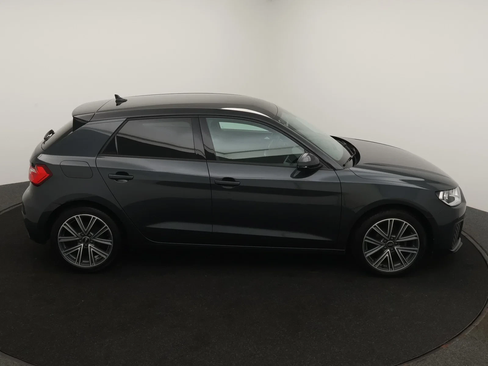 Audi A1 Sportback Audi A1 Sportback 25TFSI 95PK *AUTOMAAT*LEDER*SHADOW*S LINE INTERIEUR*VIRTUAL COCKPIT*CRUISE*APP-CON