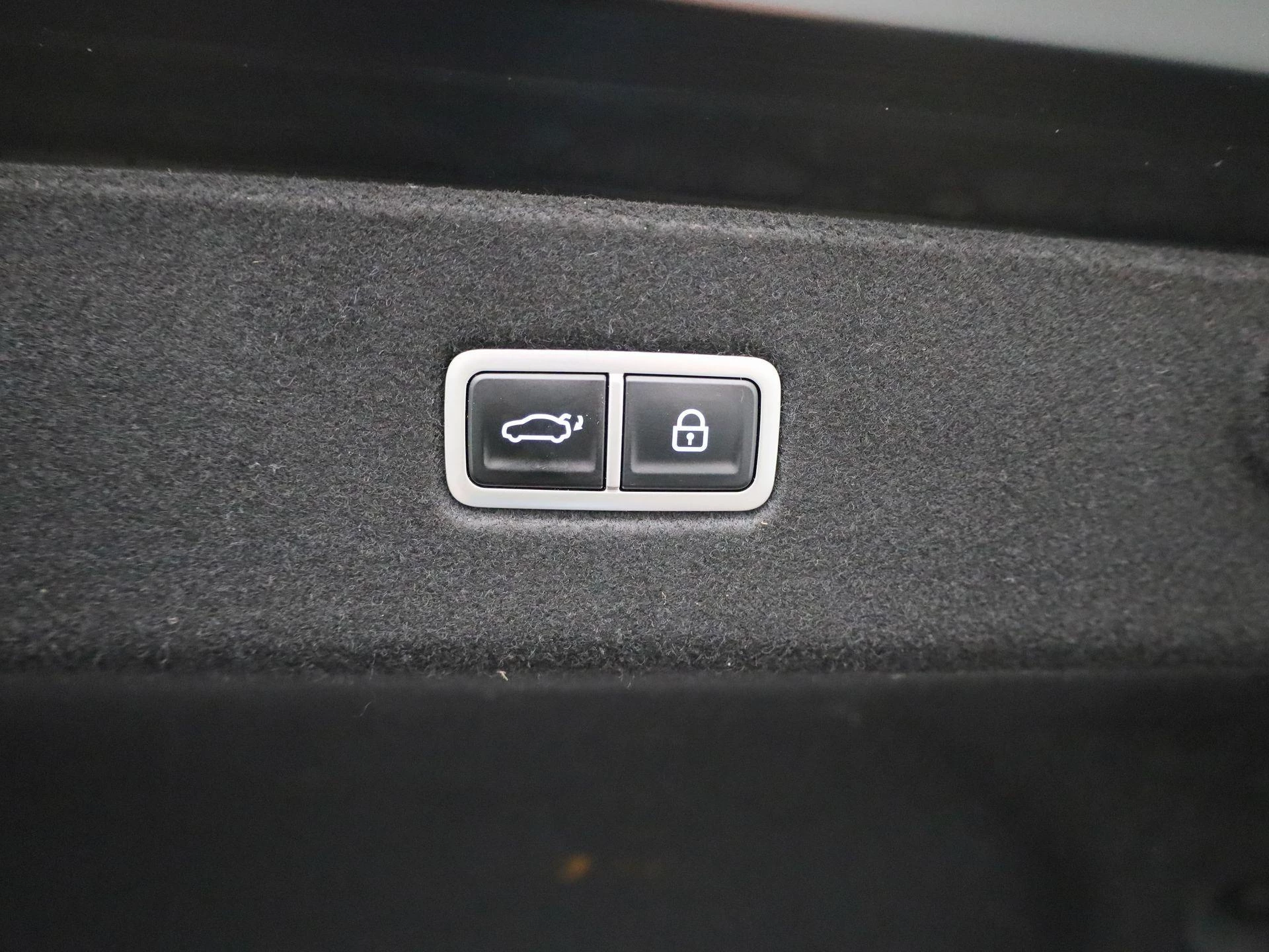 Hyundai IONIQ 6 77,4 kWh Core Plus