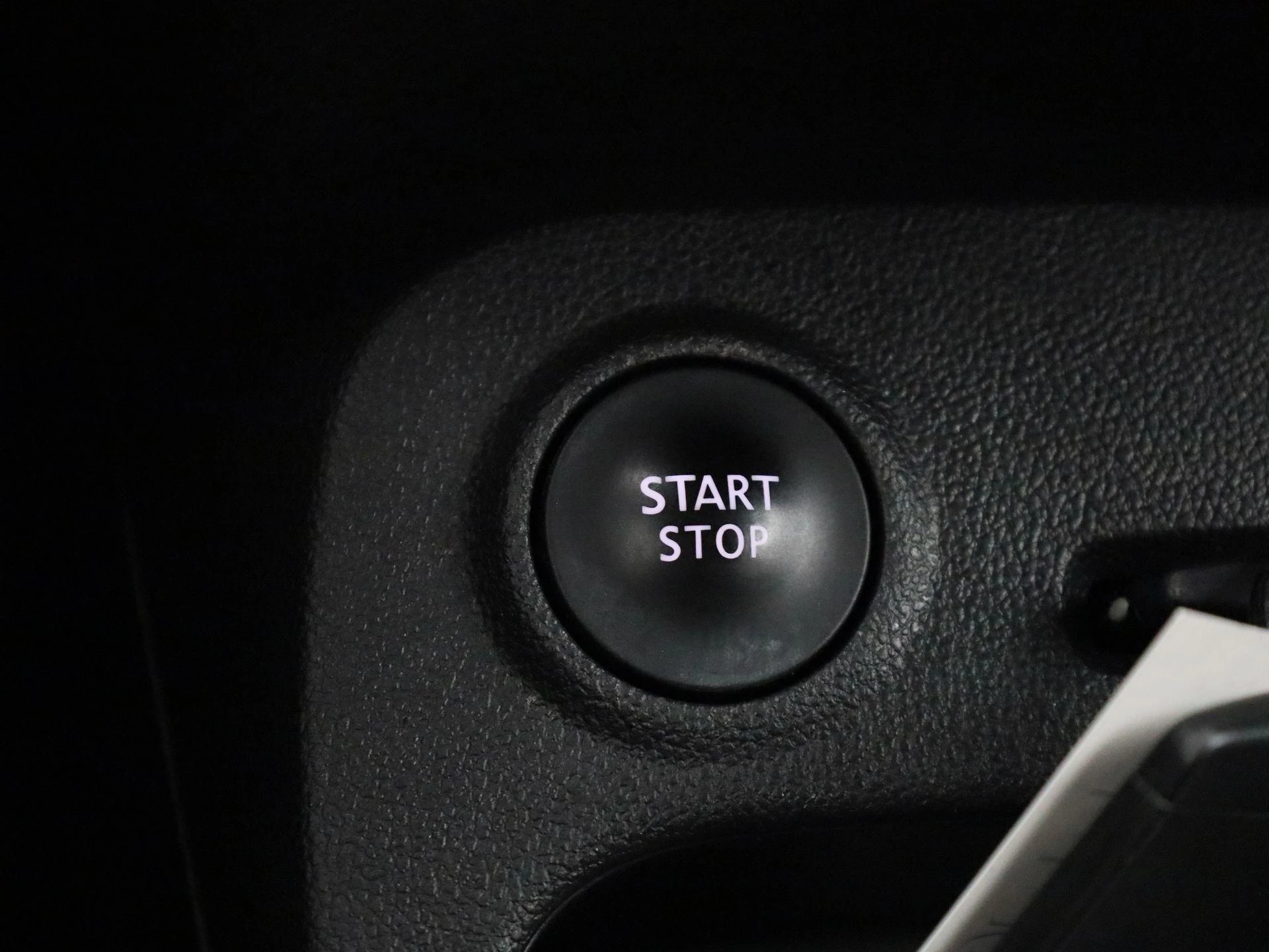 Renault-Captur-image-18