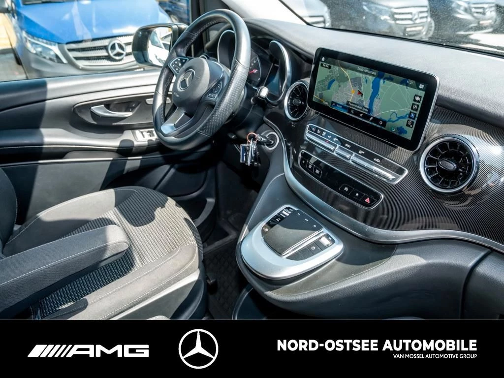 Mercedes-Benz V-Klasse 300 MBUX AHK LED 2x SCHIEBETÜR KAMERA TEMPOMAT