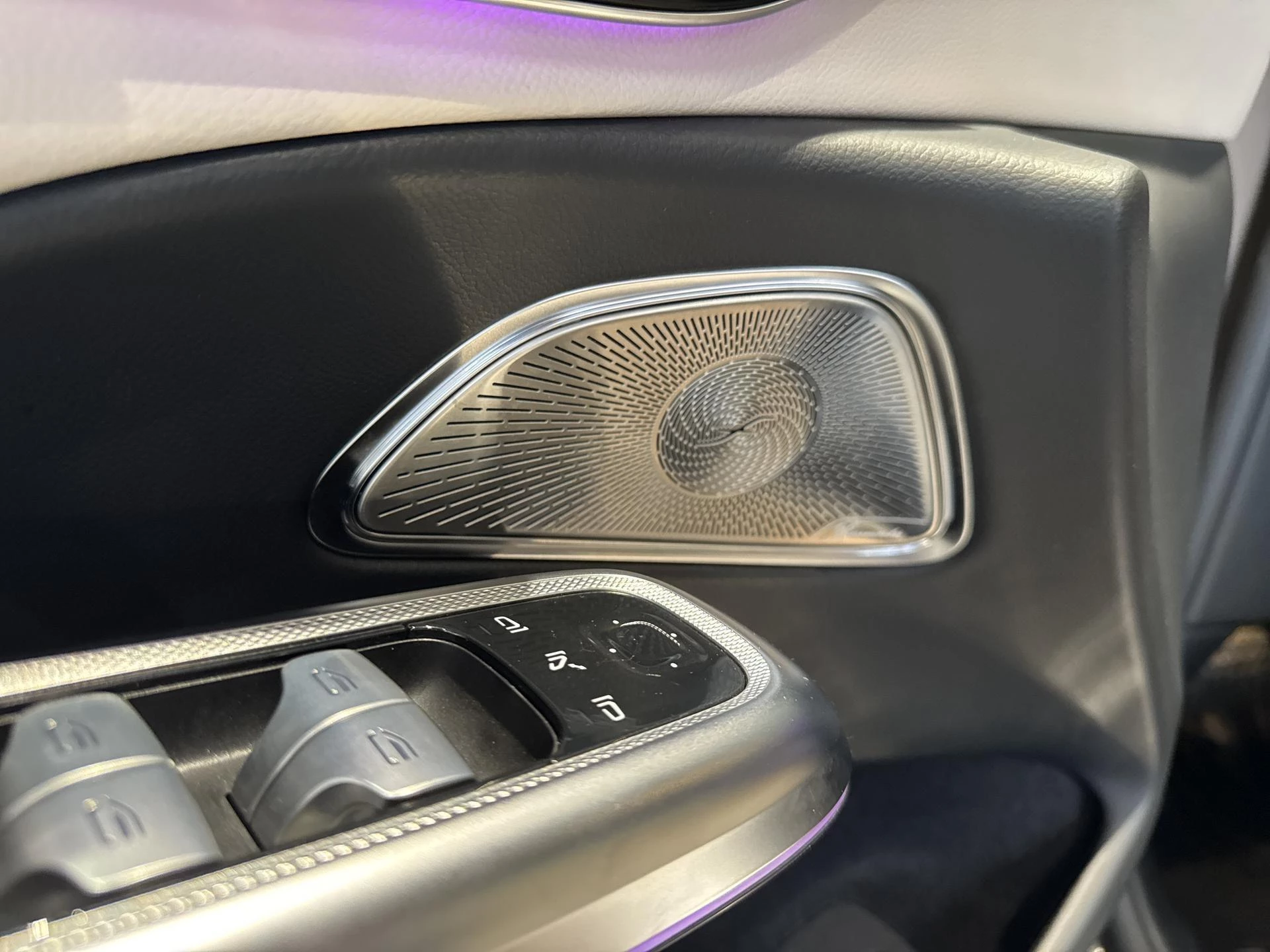 Mercedes-Benz Classe E 220 d AMG Line Estate + SUPERSCREEN + PANO + BURMESTER + LEDER +