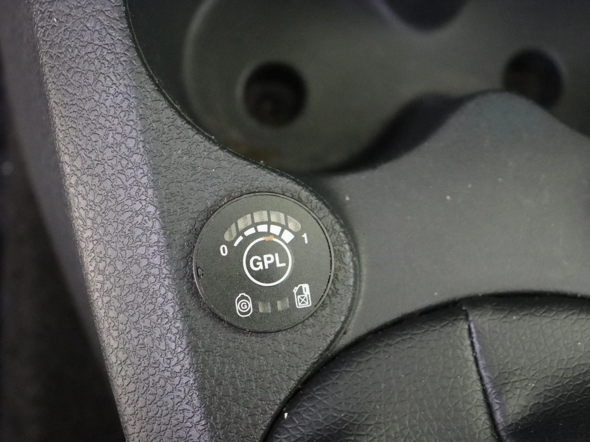 Dacia-Logan-image-21