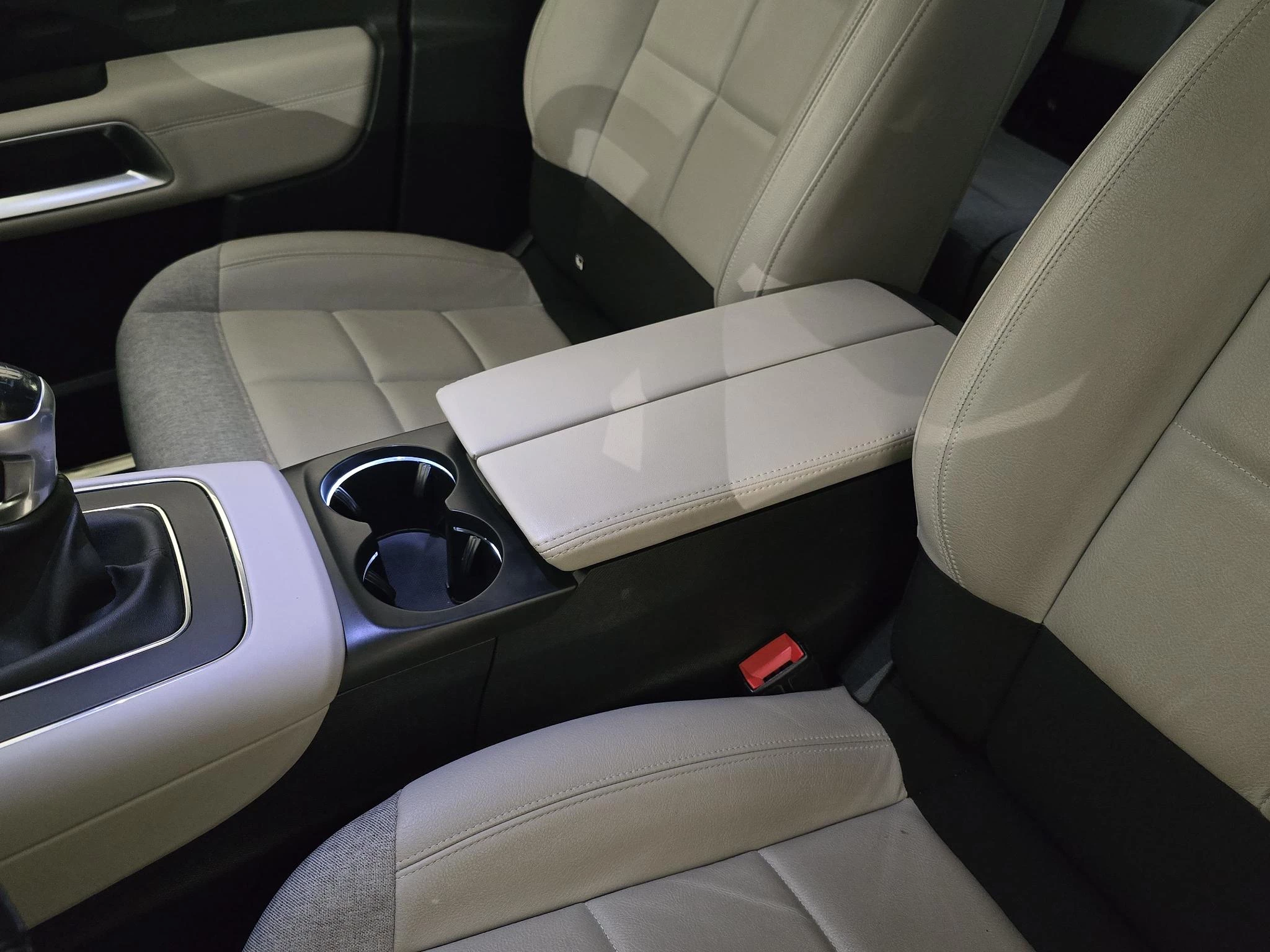 Citroën-C5 Aircross-image-15