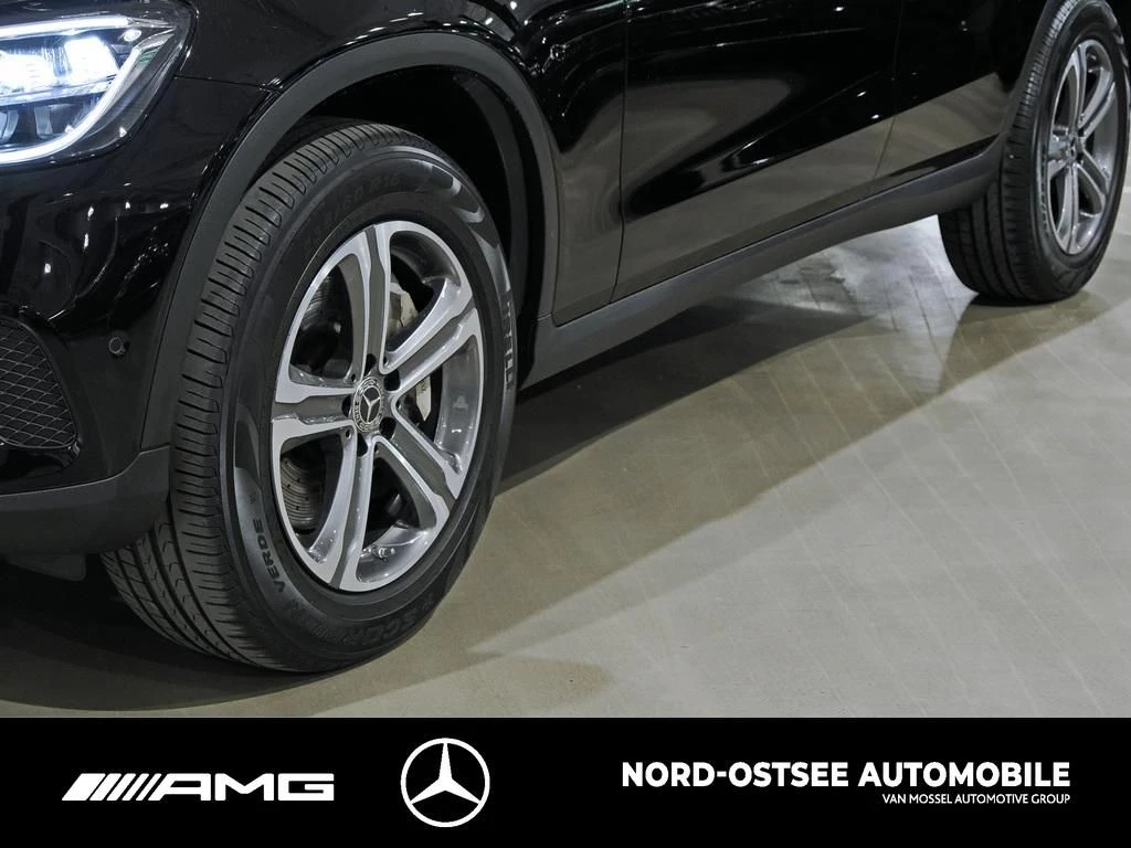 Mercedes-Benz GLC 300 e 4M PANO AHK KAMERA DISTRO LED DAB 9G